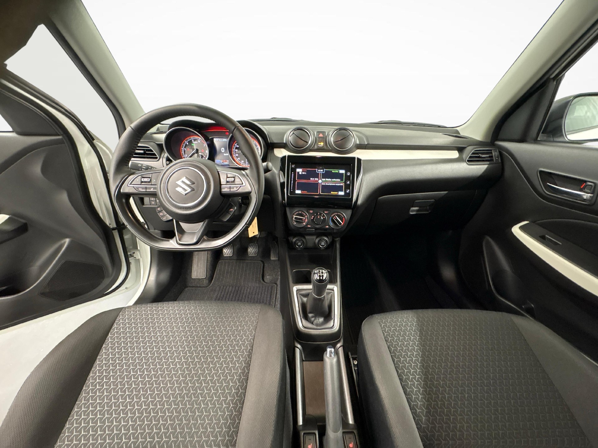 SUZUKI Swift 1.2 Compact+ Hybrid 4x4-image-8