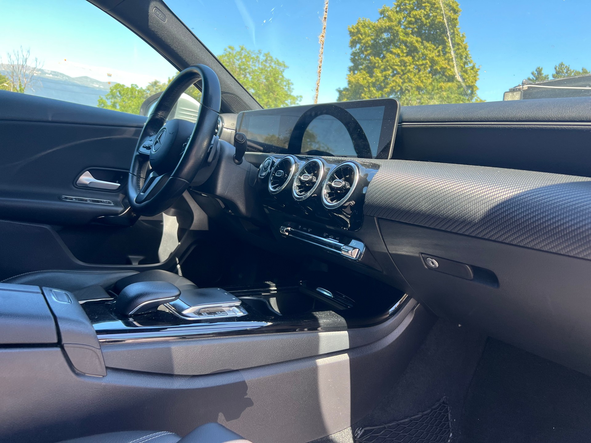 MERCEDES-BENZ A 180 d Progressive 7G-DCT-image-13