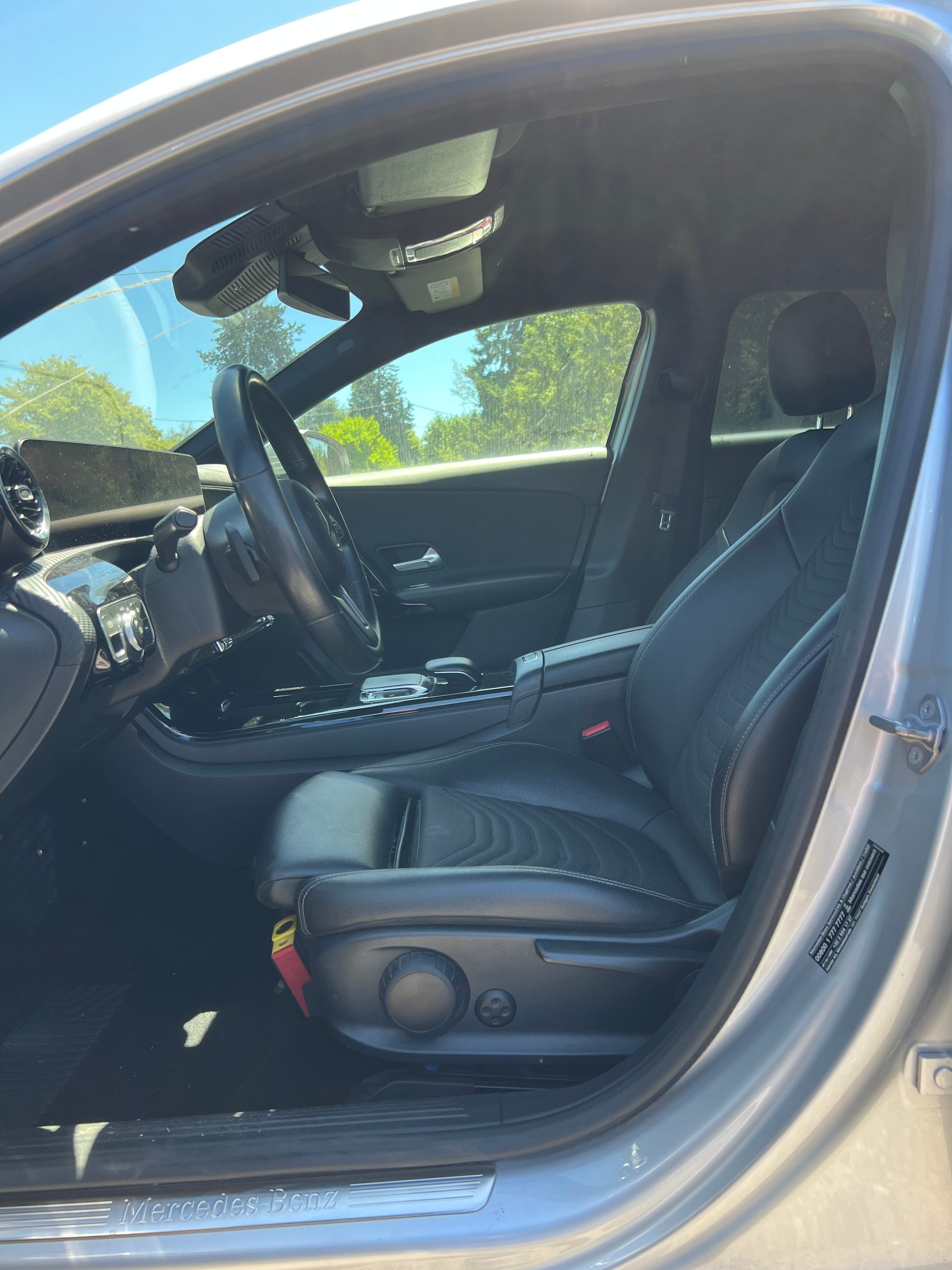 MERCEDES-BENZ A 180 d Progressive 7G-DCT-image-10