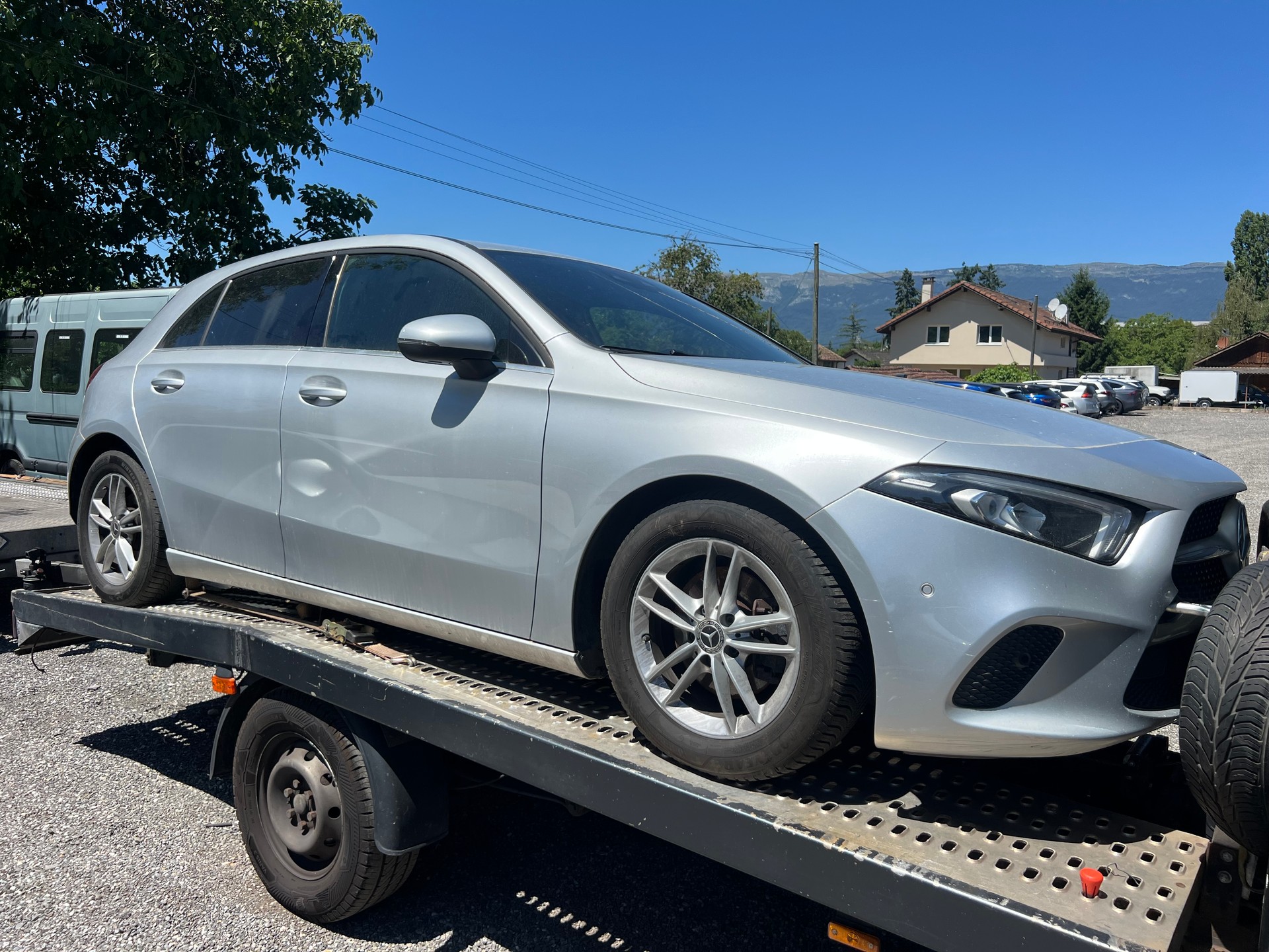 MERCEDES-BENZ A 180 d Progressive 7G-DCT-image-5