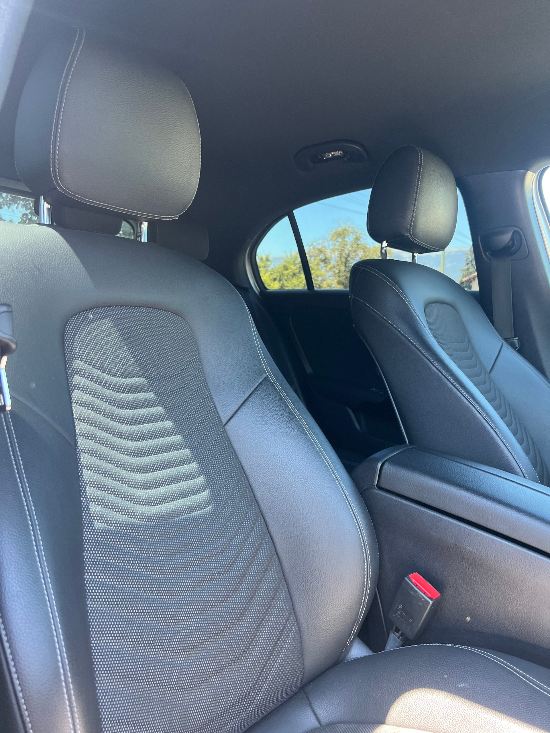 MERCEDES-BENZ A 180 d Progressive 7G-DCT-image-14