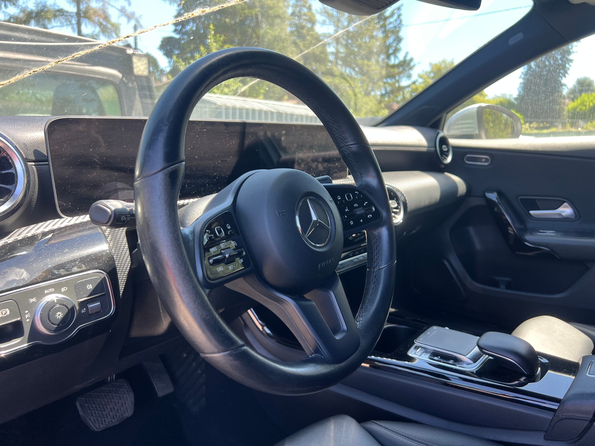 MERCEDES-BENZ A 180 d Progressive 7G-DCT-image-12