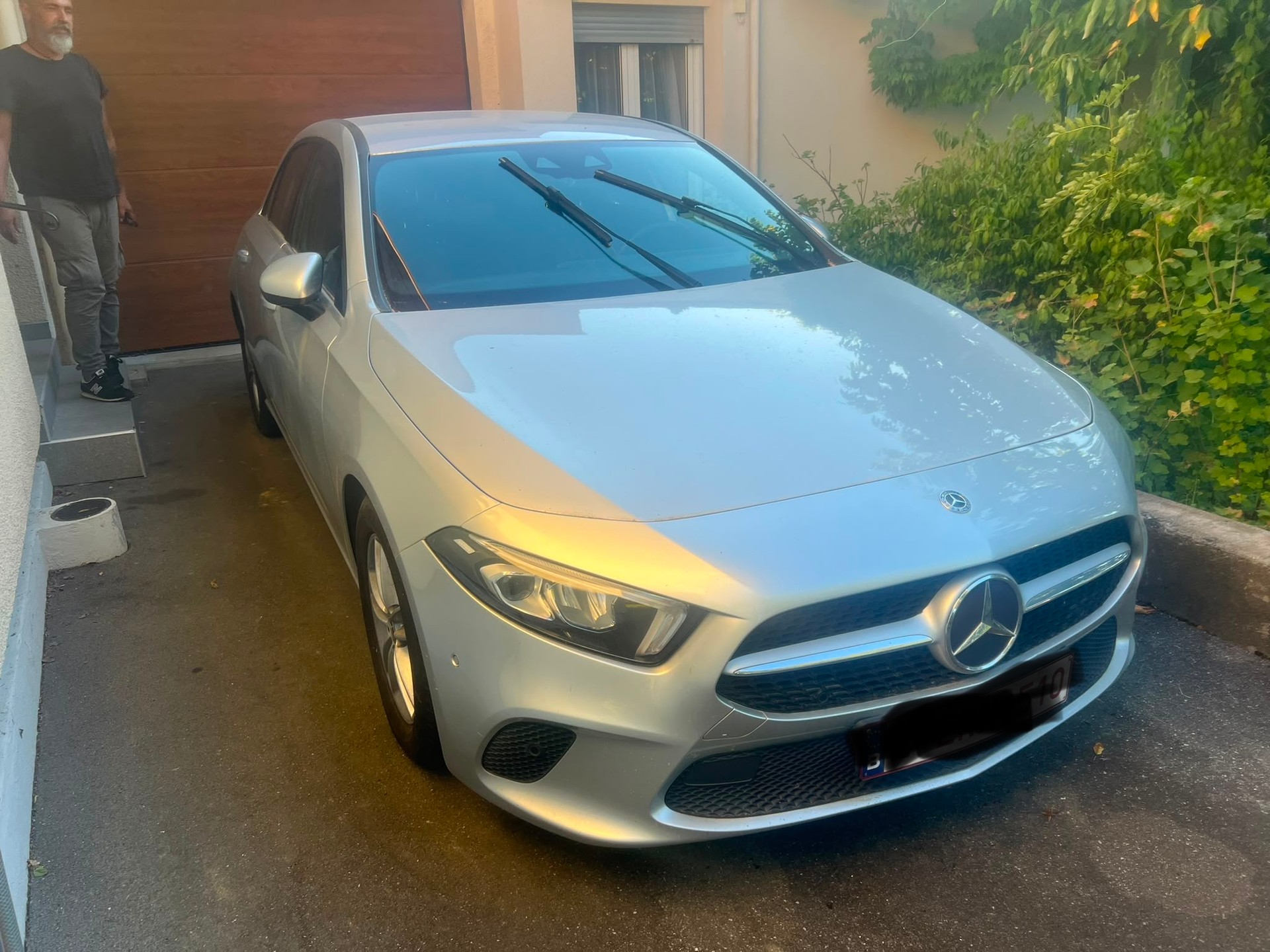 MERCEDES-BENZ A 180 d Progressive 7G-DCT-image-1