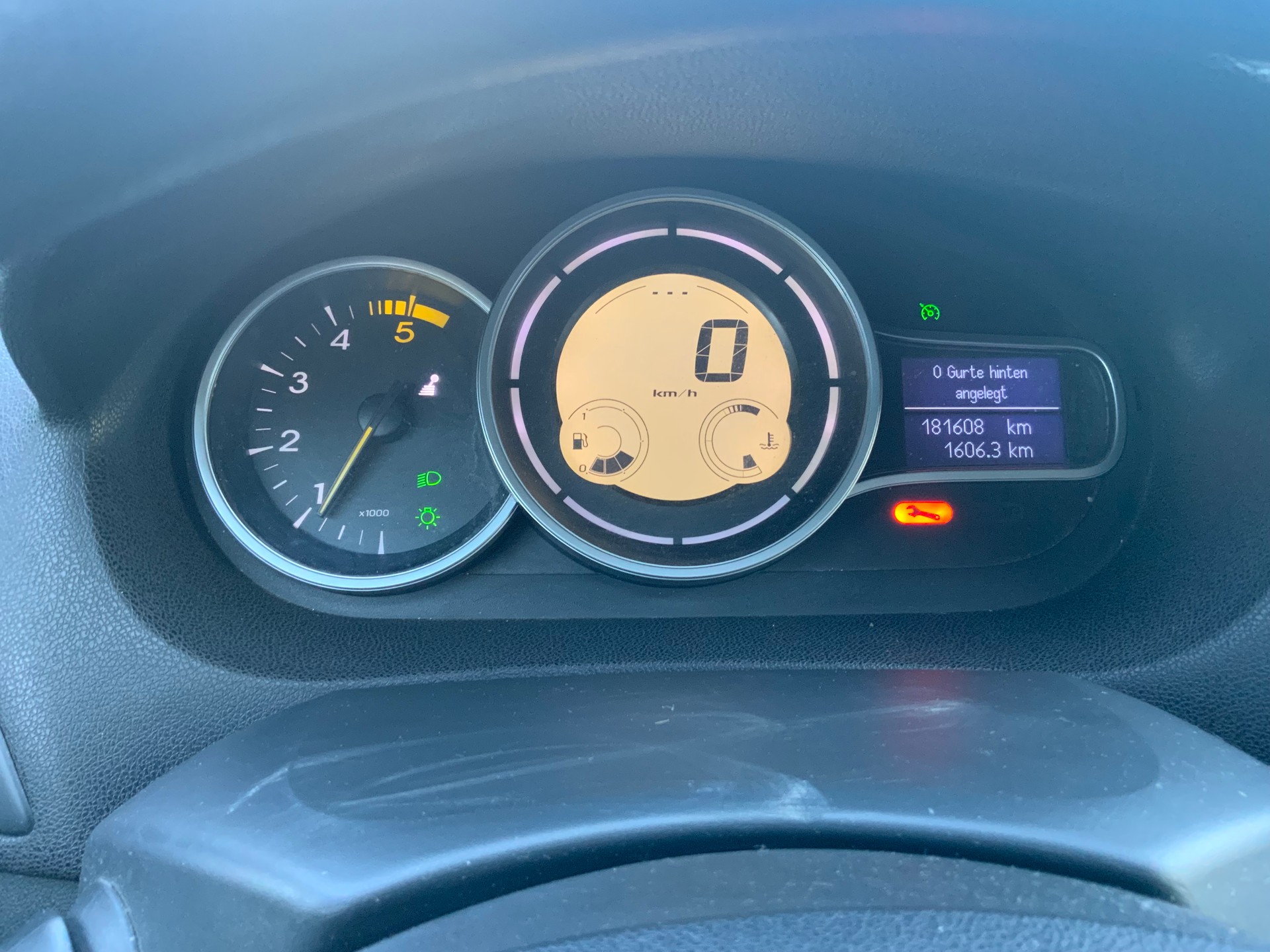 RENAULT Mégane Grandtour 1.5 dCi Dynamique-image-9