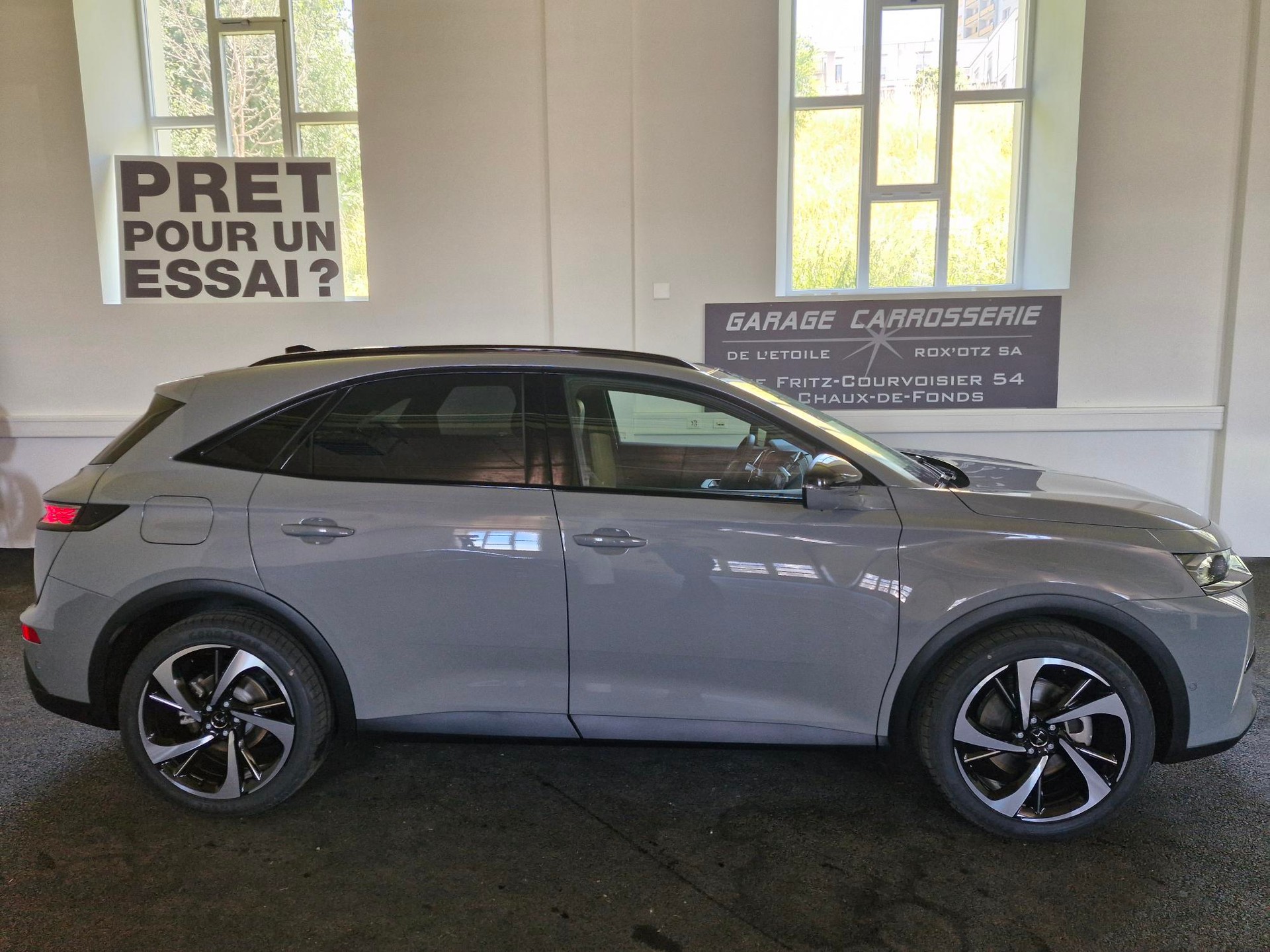 DS AUTOMOBILES DS 7 Crossback E-Tense 300 4x4 Etoile-image-1