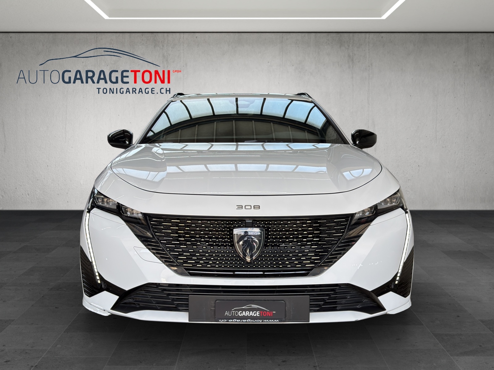 PEUGEOT 308 SW 1.2 Pure Tech GT EAT8-image-2