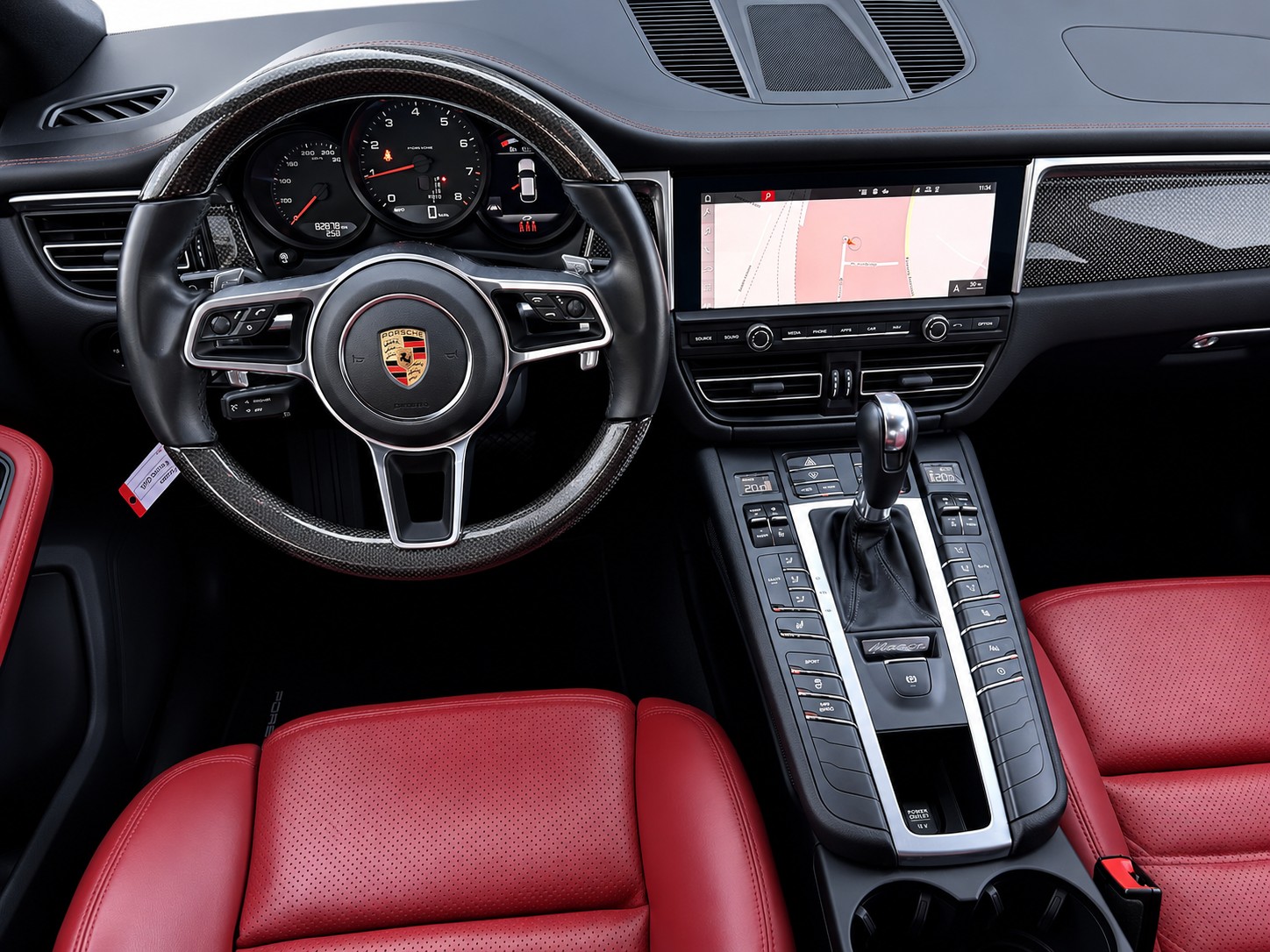 PORSCHE Macan 2.0 CH FAHRZEUG-image-9