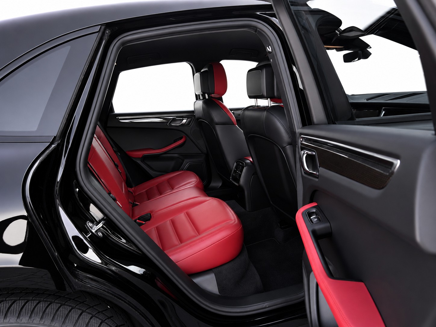 PORSCHE Macan 2.0 CH FAHRZEUG-image-14