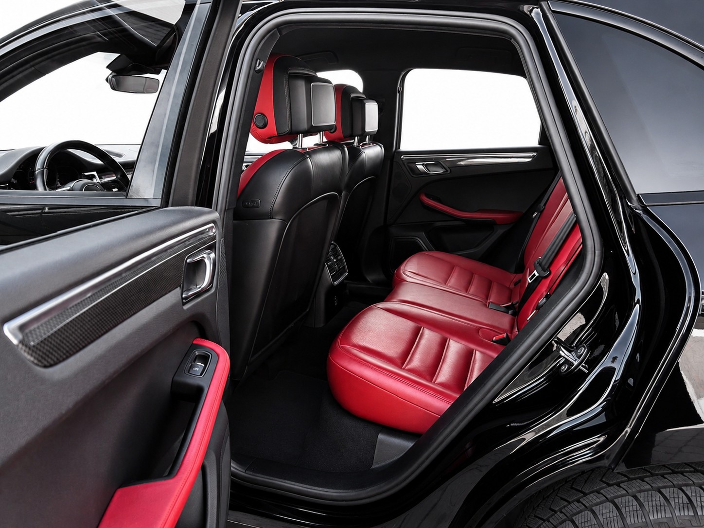 PORSCHE Macan 2.0 CH FAHRZEUG-image-13