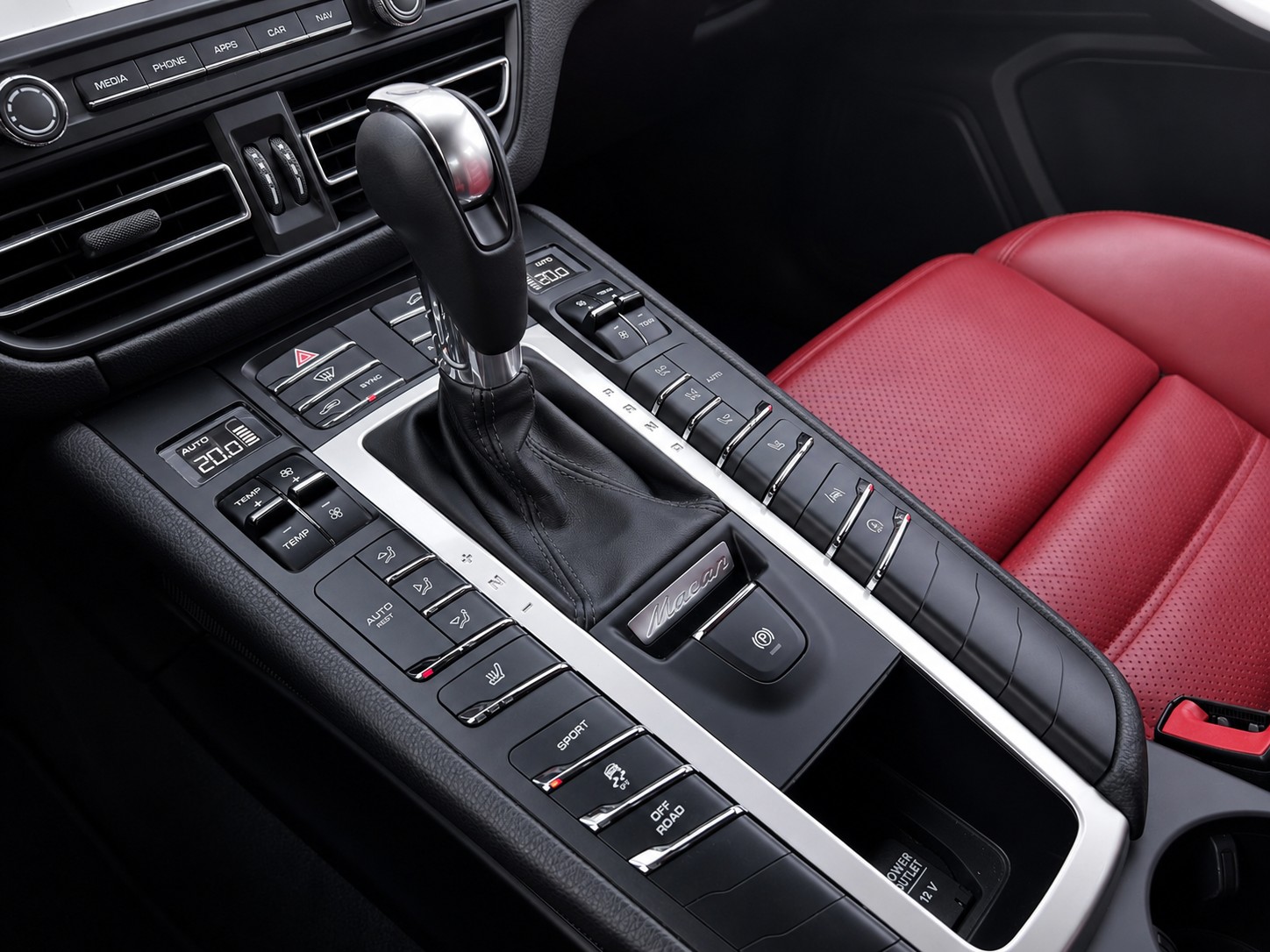 PORSCHE Macan 2.0 CH FAHRZEUG-image-16
