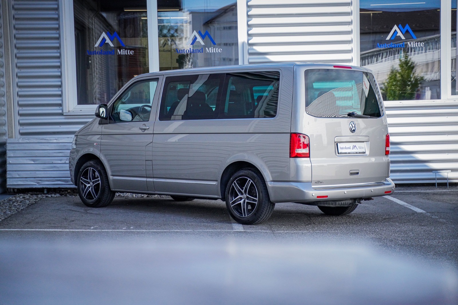 VW T5 Multivan 2.0 Bi-TDI CR Comfortline 4Motion DSG-image-3