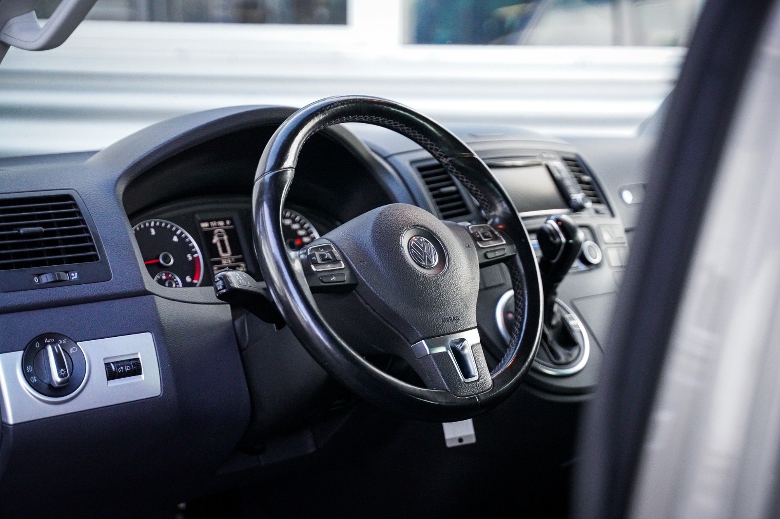 VW T5 Multivan 2.0 Bi-TDI CR Comfortline 4Motion DSG-image-8