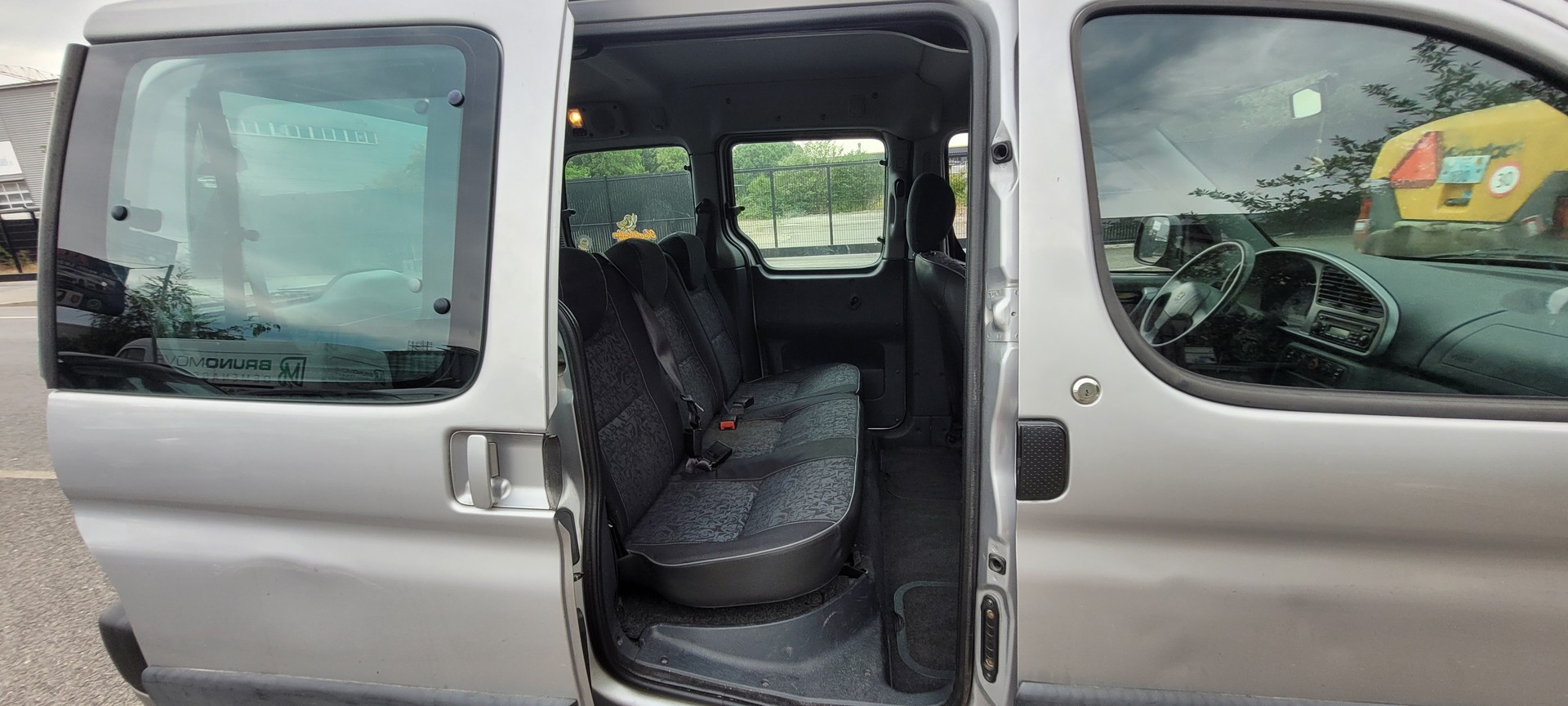 PEUGEOT Partner 1.8 Quiksilver FAM-image-12