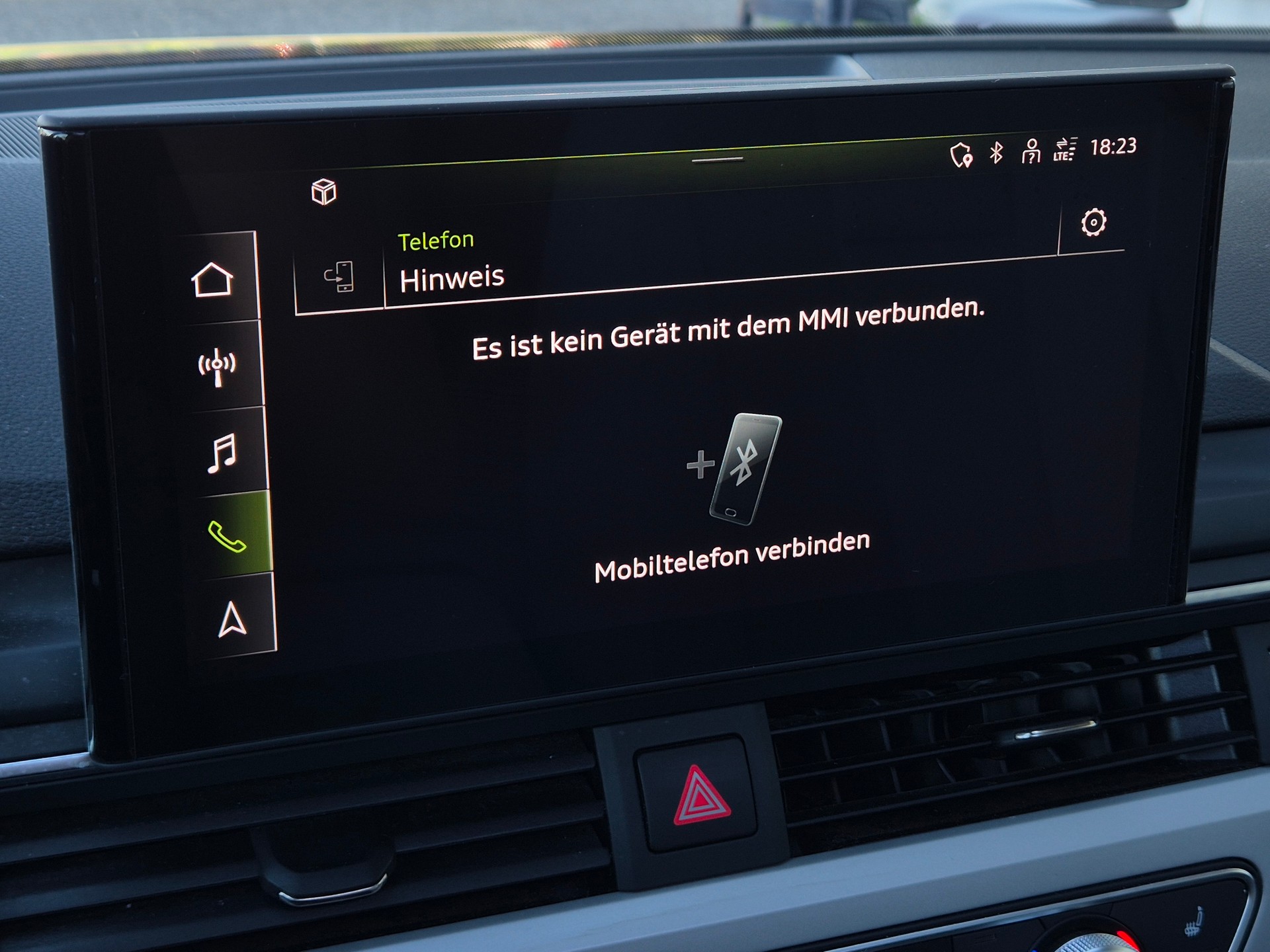 AUDI A4 Avant 40 TDI Attraction quattro S-tronic-image-20