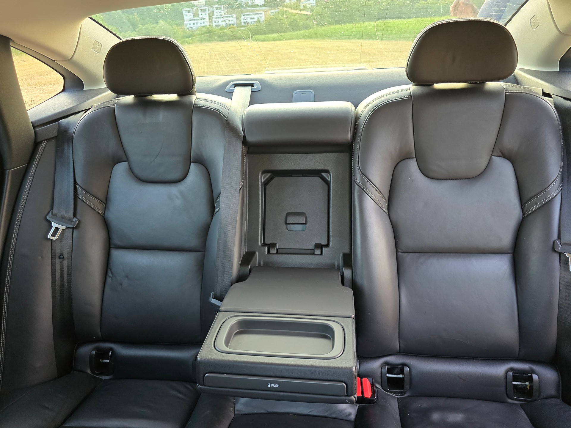 VOLVO 2.0 D5 Inscription AWD-image-5