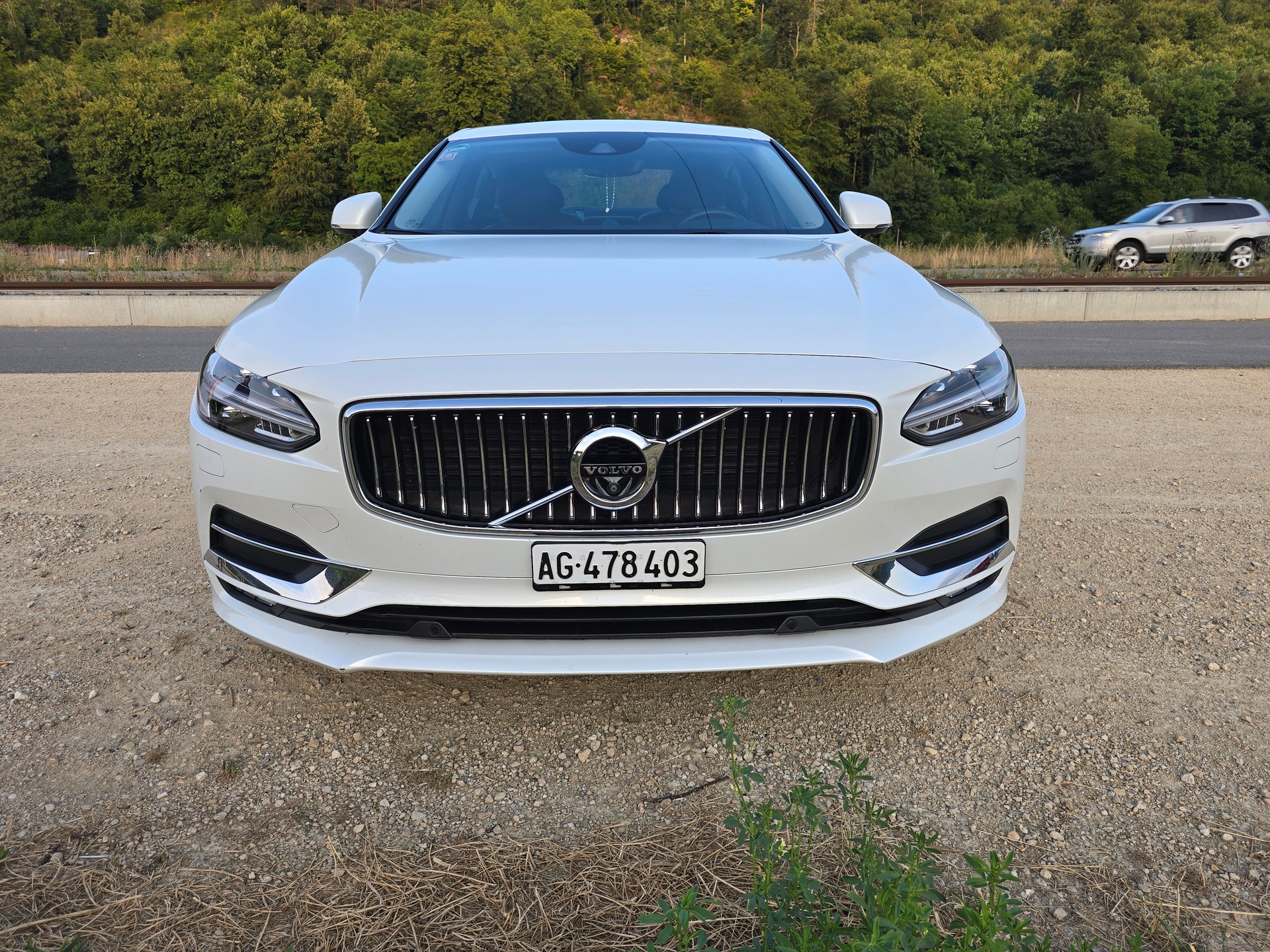 VOLVO 2.0 D5 Inscription AWD-image-3