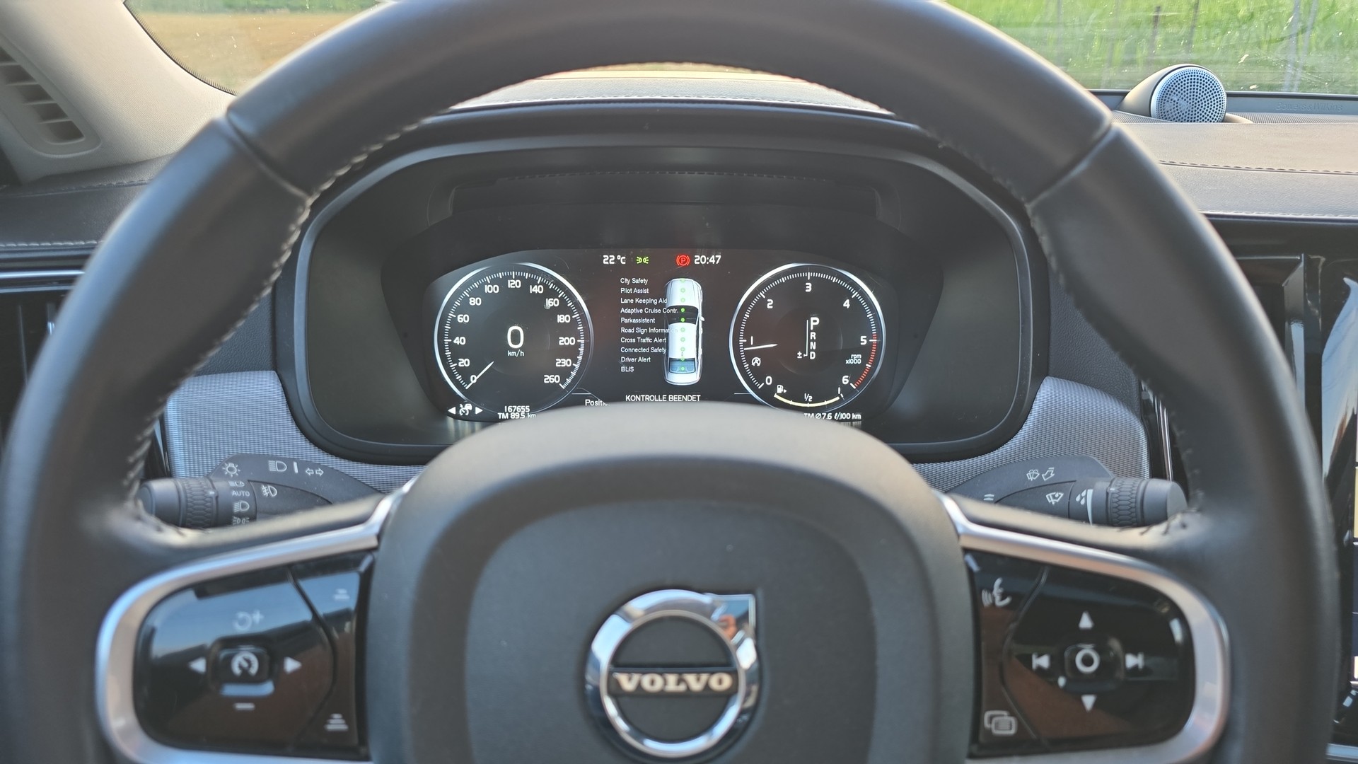 VOLVO 2.0 D5 Inscription AWD-image-4