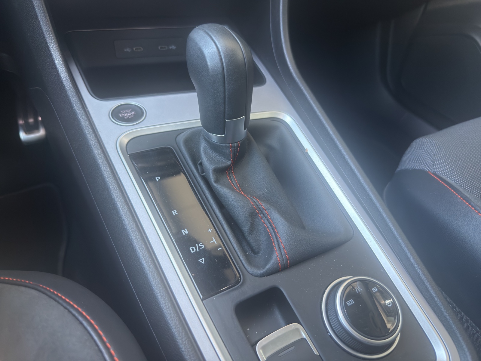 SEAT Ateca 1.5 TSI EVO DSG FR-image-14