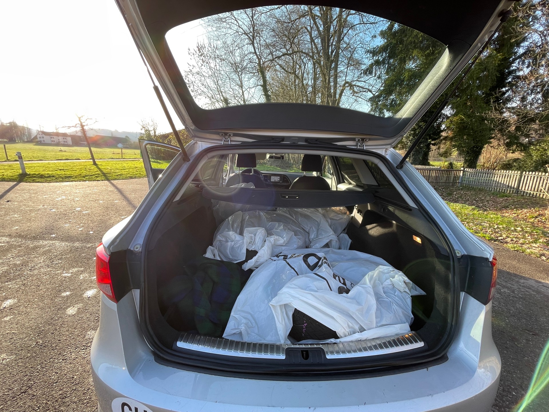 SEAT Leon ST 1.4 TSI Style 6-Gang 122PS, Frisch ab MFK 12.2025-image-9