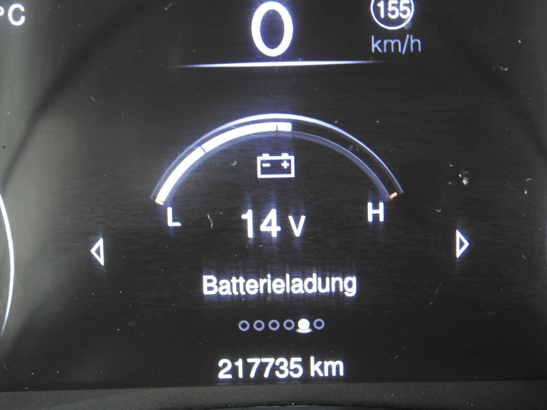 JEEP Grand Cherokee 3.0 CRD Overland Automatic-image-24