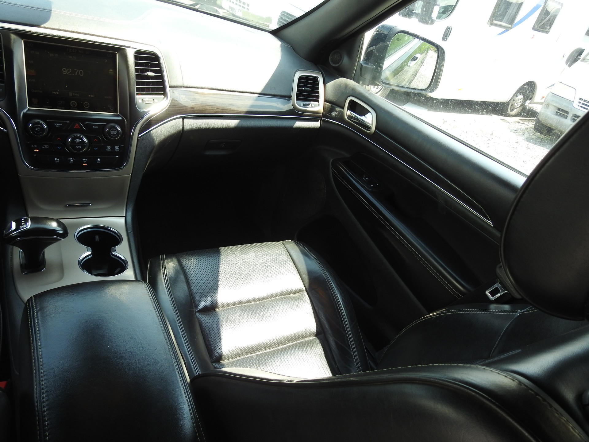 JEEP Grand Cherokee 3.0 CRD Overland Automatic-image-19