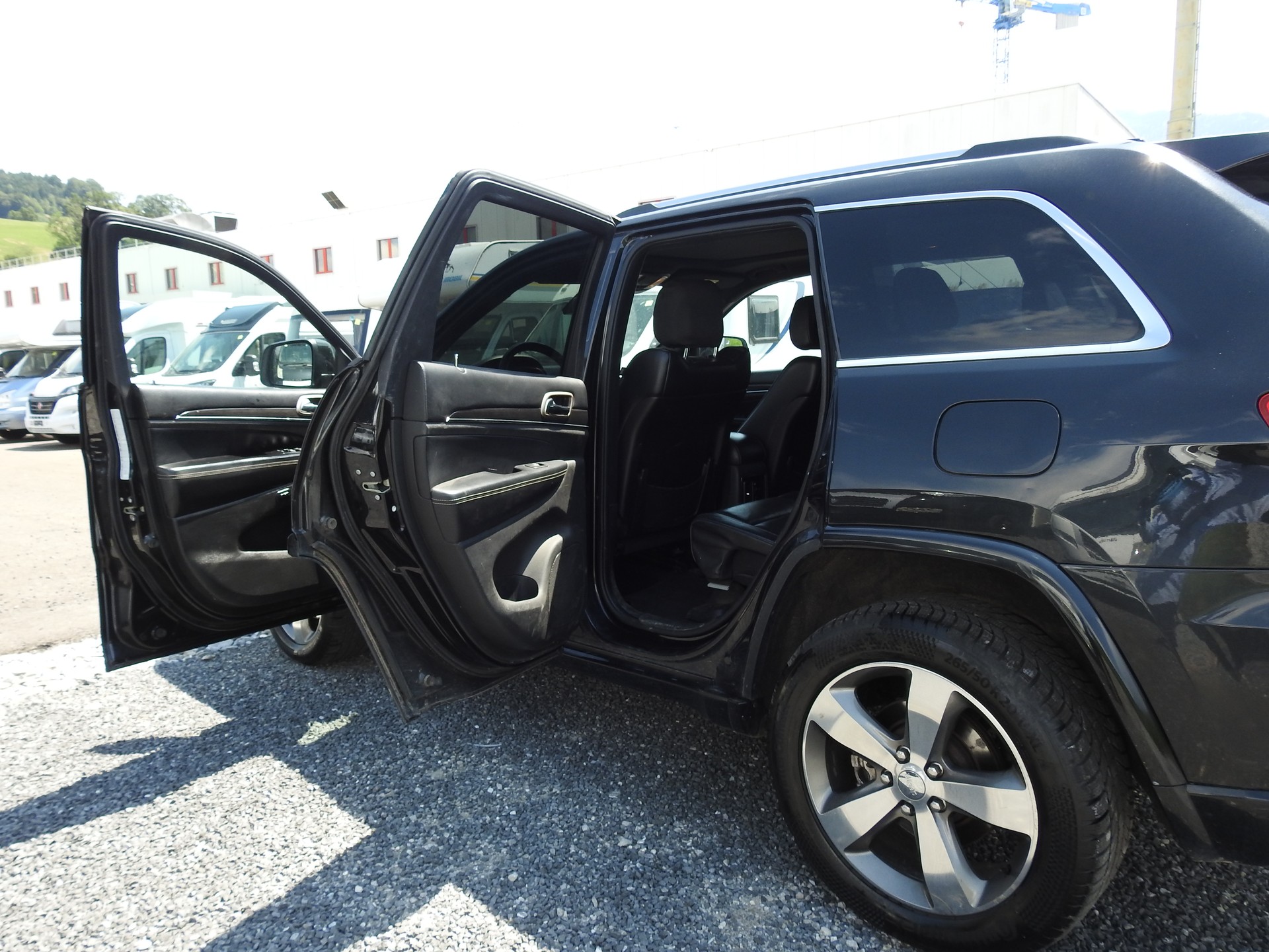 JEEP Grand Cherokee 3.0 CRD Overland Automatic-image-16