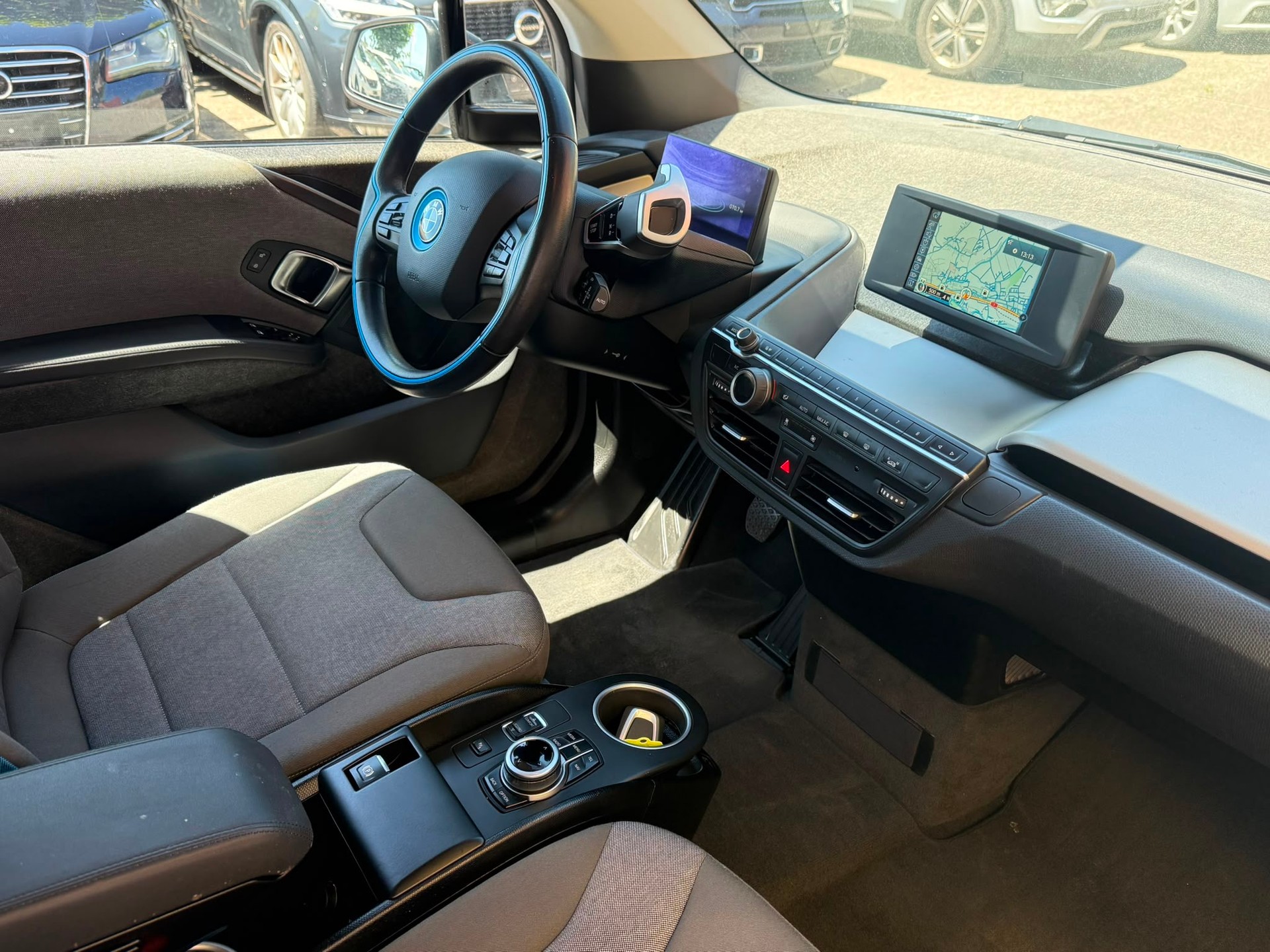 BMW i3 (60Ah)-image-6