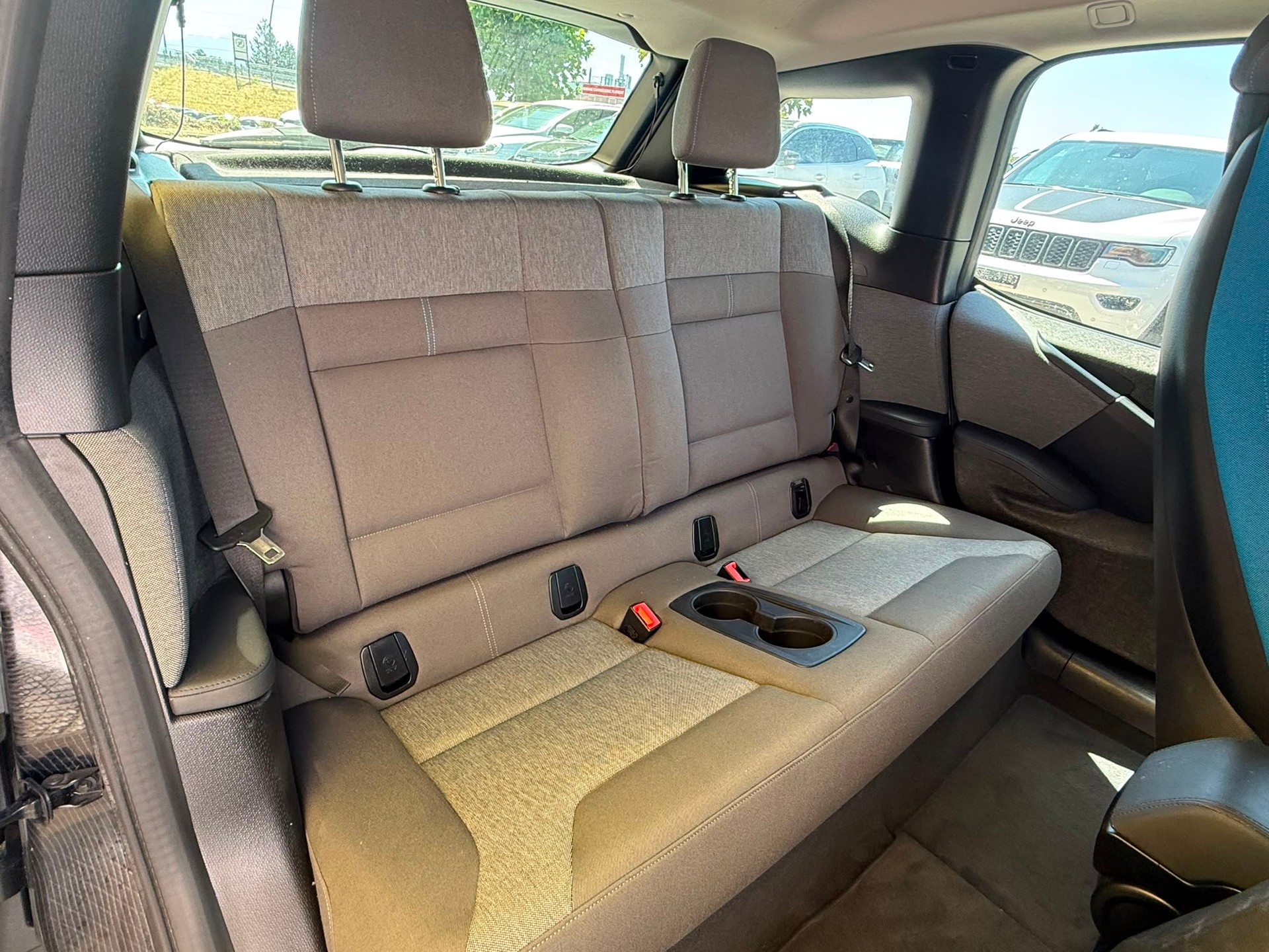 BMW i3 (60Ah)-image-7