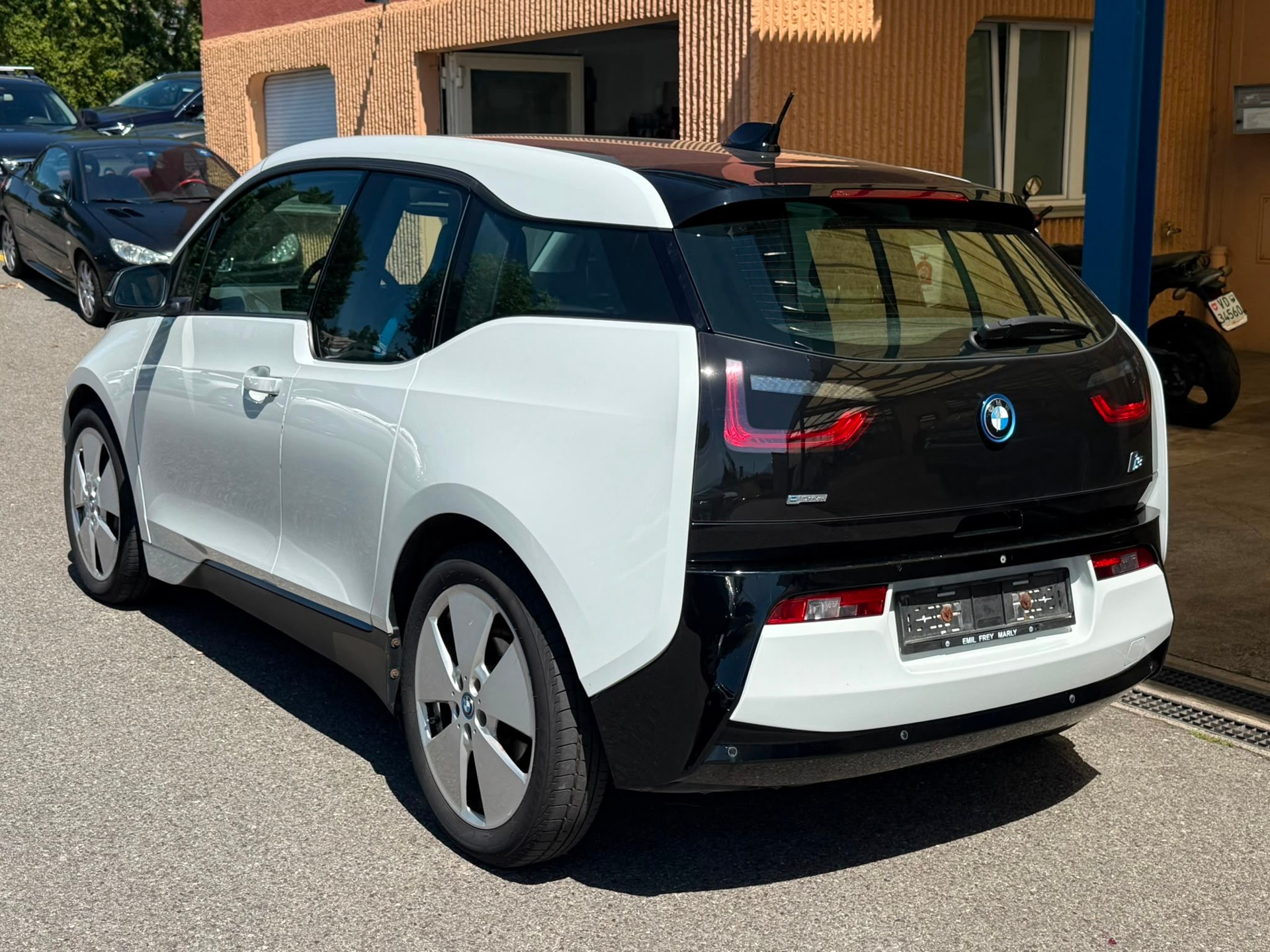 BMW i3 (60Ah)-image-5