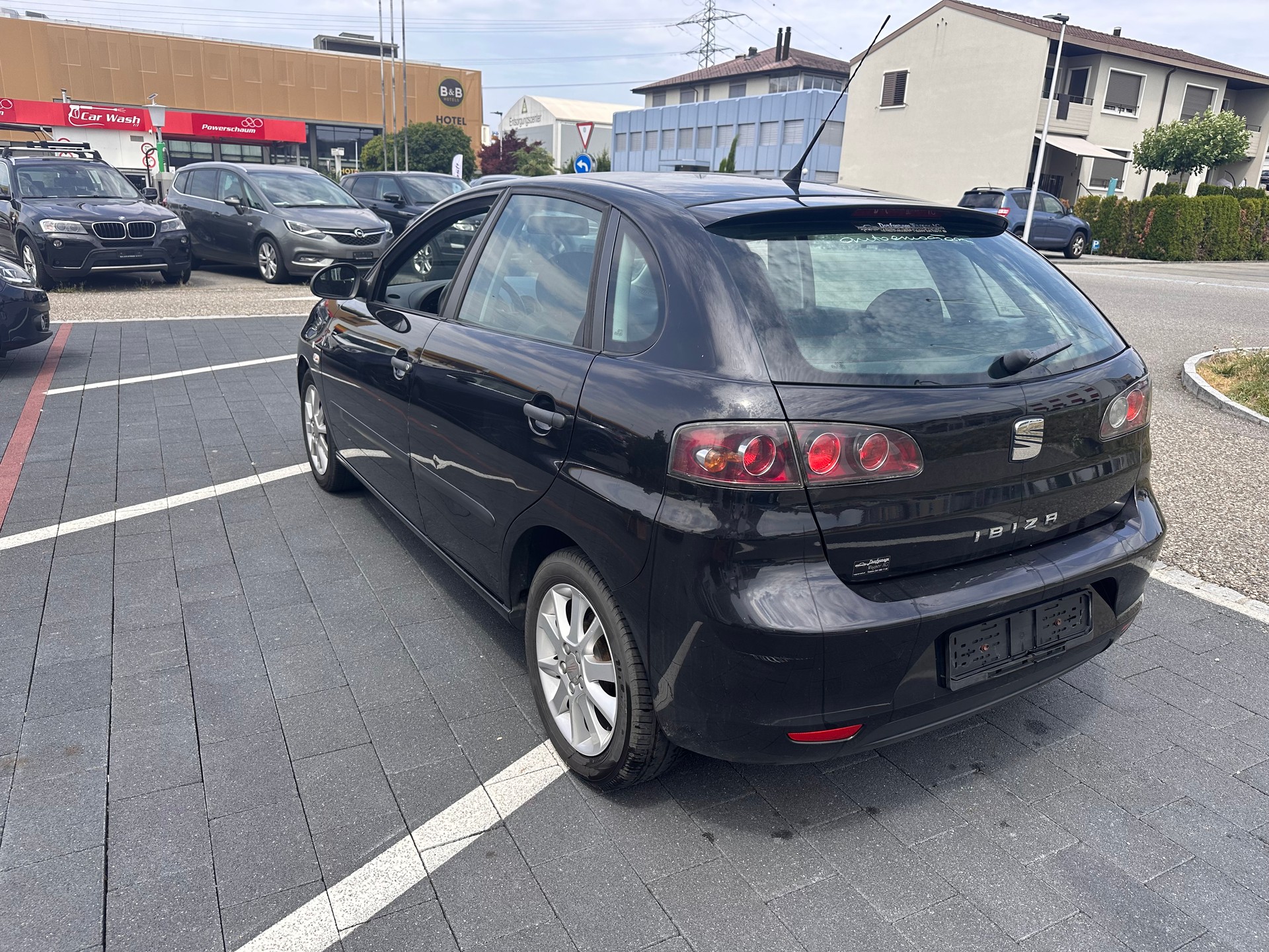 SEAT Ibiza 1.4 16V Reference-image-4