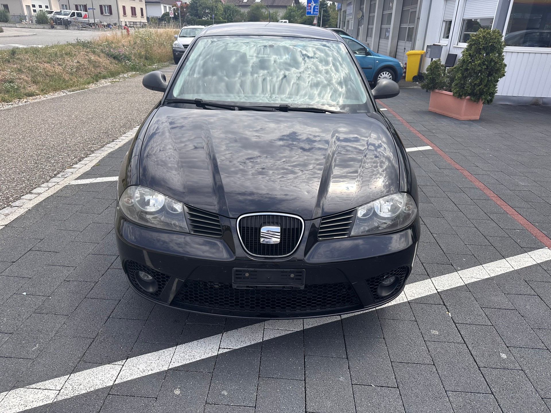 SEAT Ibiza 1.4 16V Reference-image-1