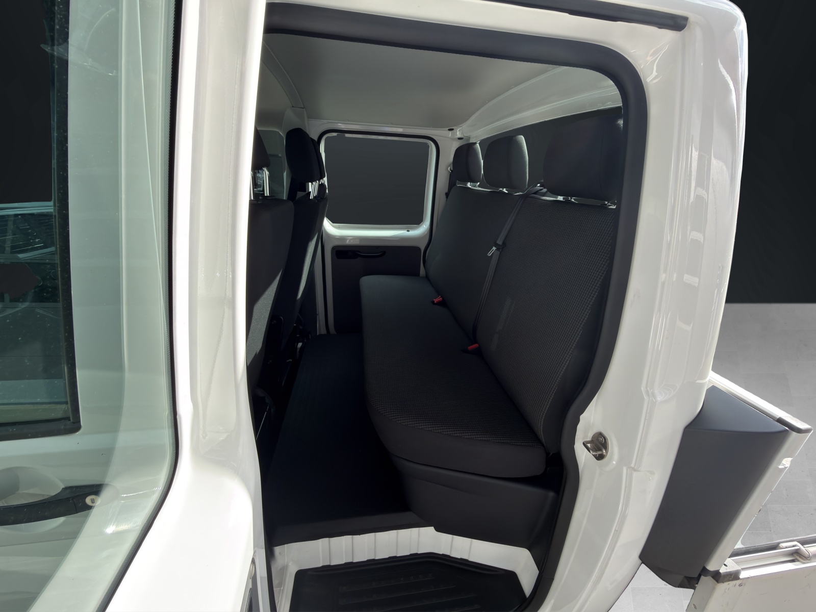 VW T6.1 2.0 TDI 4Motion Doppelkabine Brücke-image-9