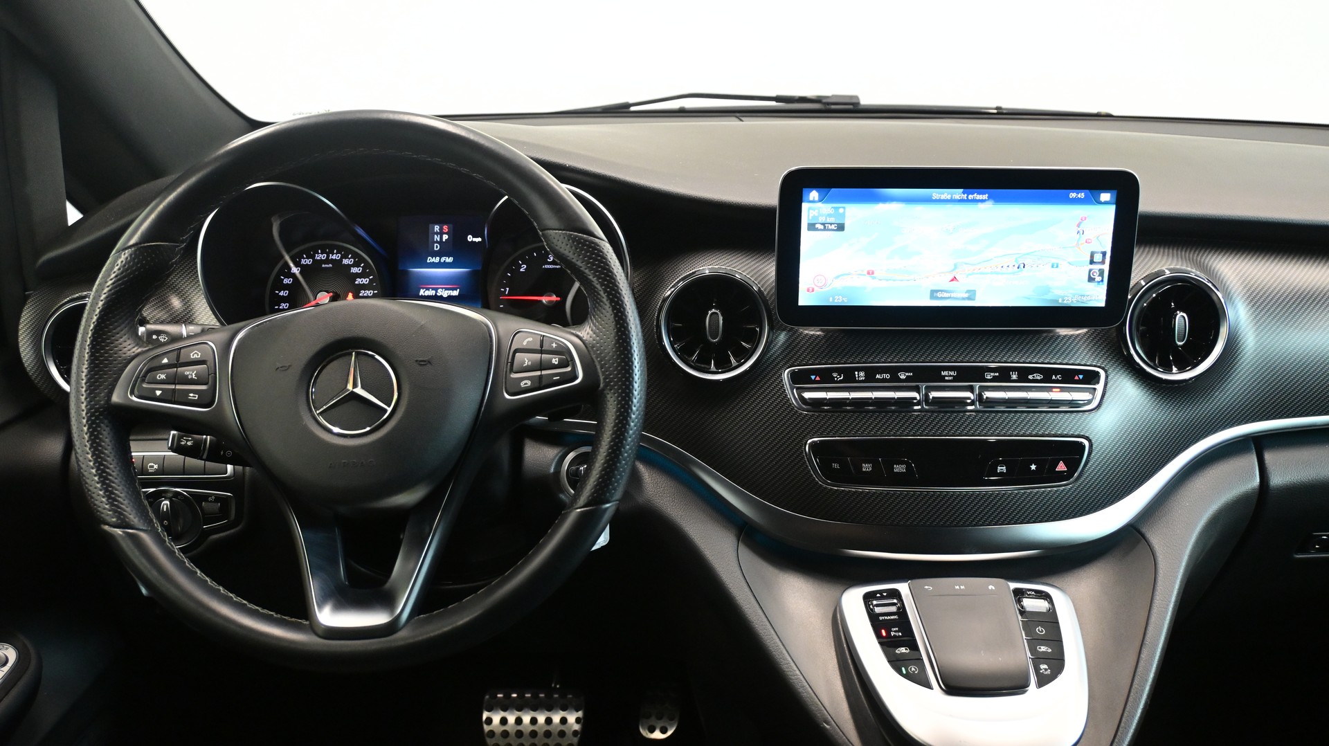 MERCEDES-BENZ V 300 d extralang 4Matic 9G-Tronic AMG-LINE-image-4