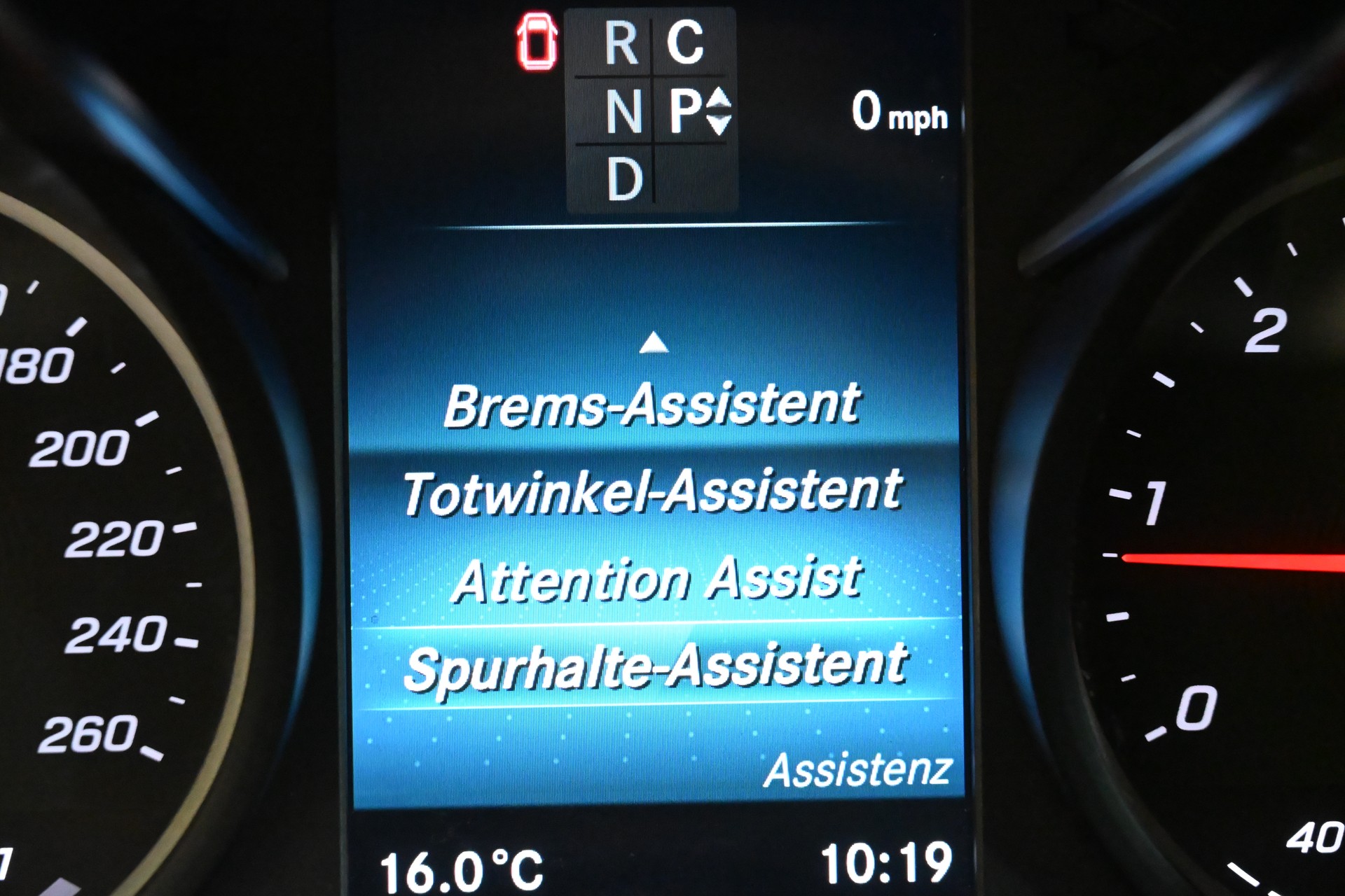 MERCEDES-BENZ V 300 d extralang 4Matic 9G-Tronic AMG-LINE-image-12