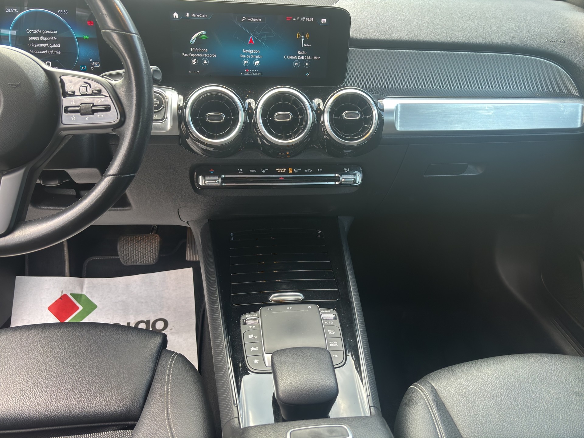 MERCEDES-BENZ GLB 200 4Matic Style 8G-Tronic-image-12