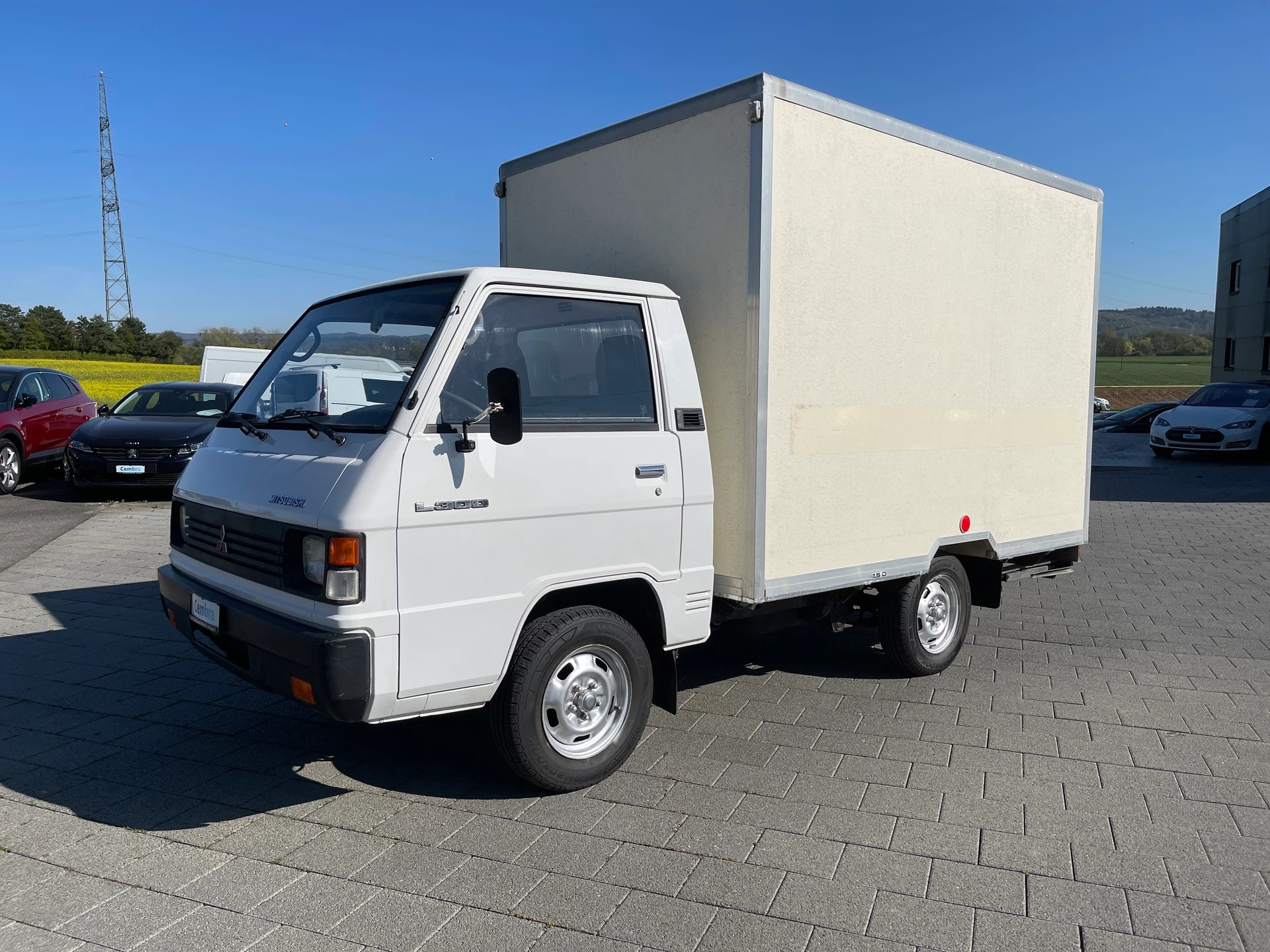 MITSUBISHI L 300 2.5D-image-1