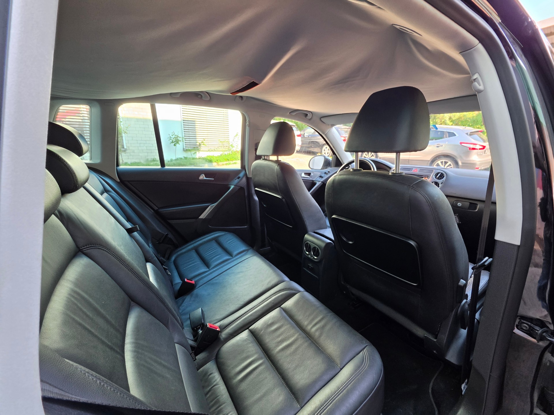 VW Tiguan 2.0 TDI Sport&Style-image-12
