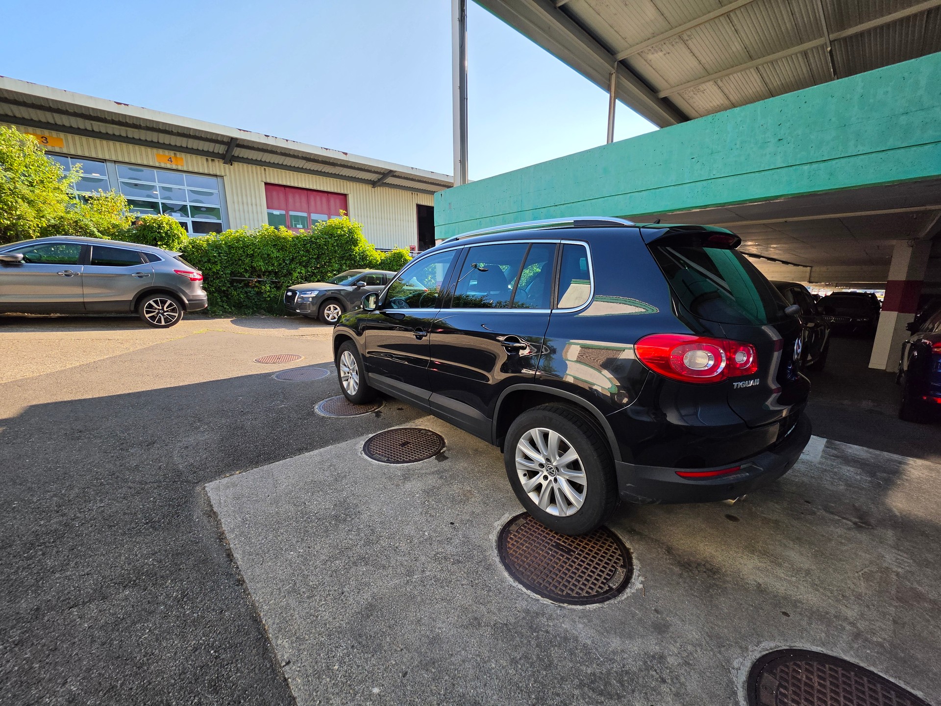 VW Tiguan 2.0 TDI Sport&Style-image-5