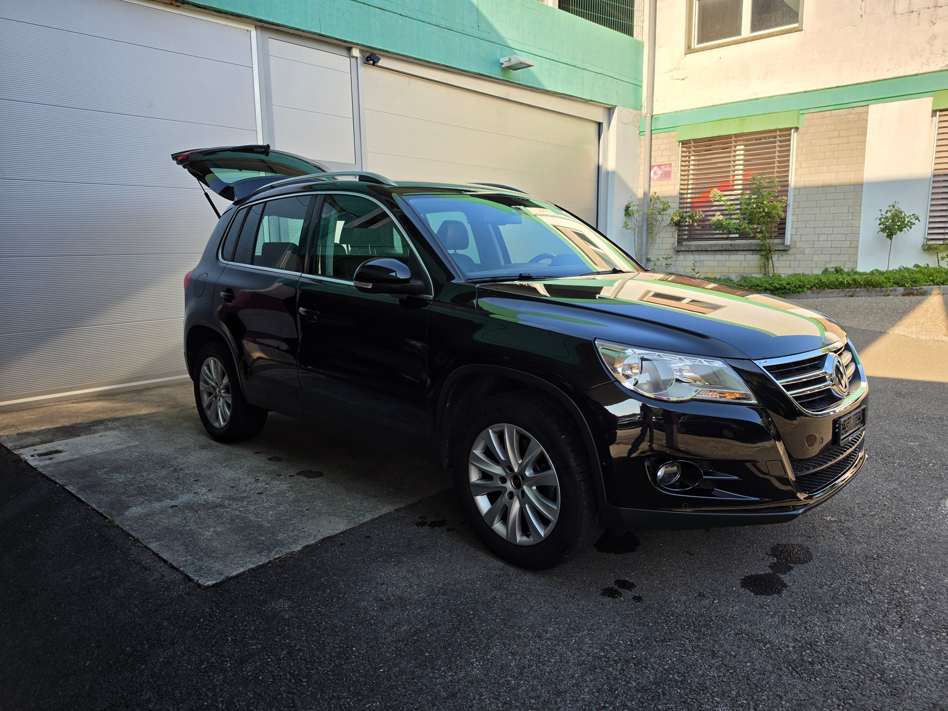VW Tiguan 2.0 TDI Sport&Style-image-1