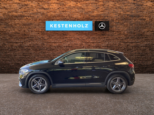 MERCEDES-BENZ GLA 200d AMG Line-image-3