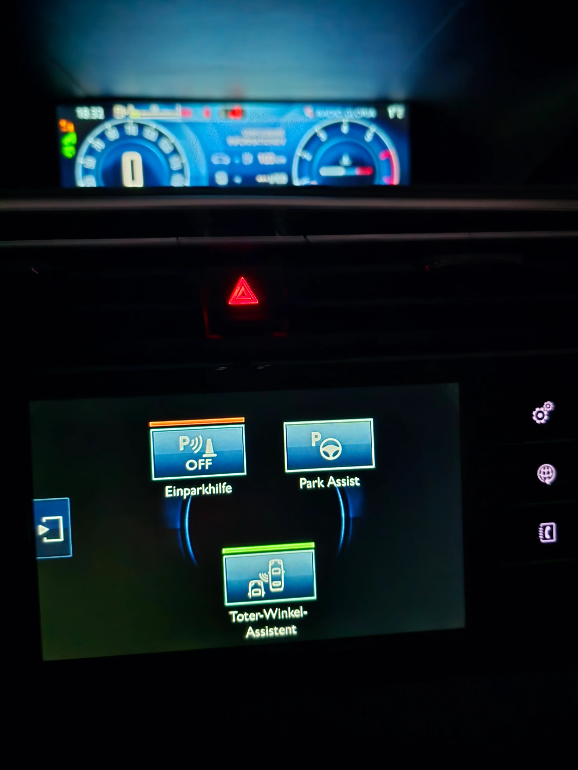 CITROEN C4 Picasso 1.6i 16V e-THP Séduction Automatic-image-6