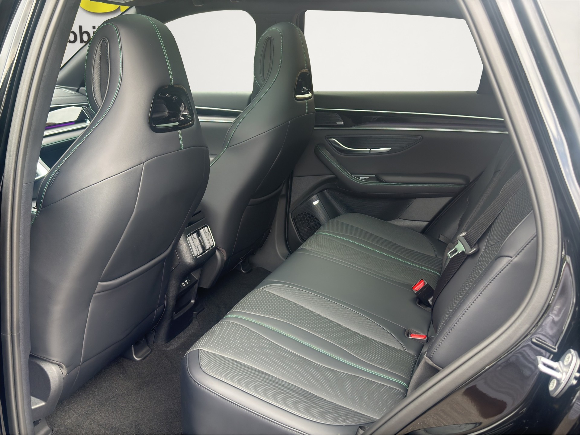 BYD Seal U DM-i Design AWD 4x4-image-14