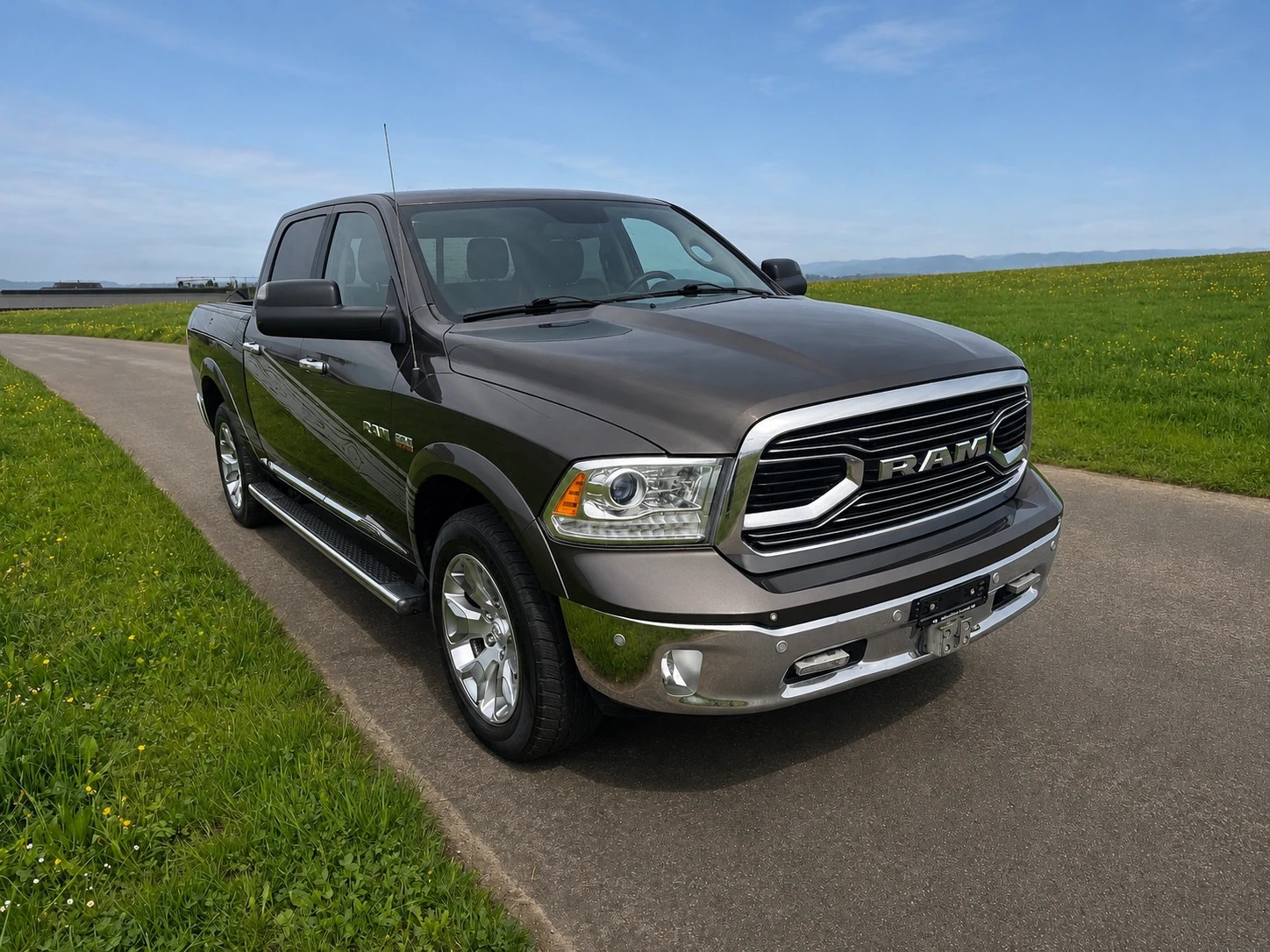 DODGE 1500 CrewCab Limited **10`500 KG Anhängelast**-image-1