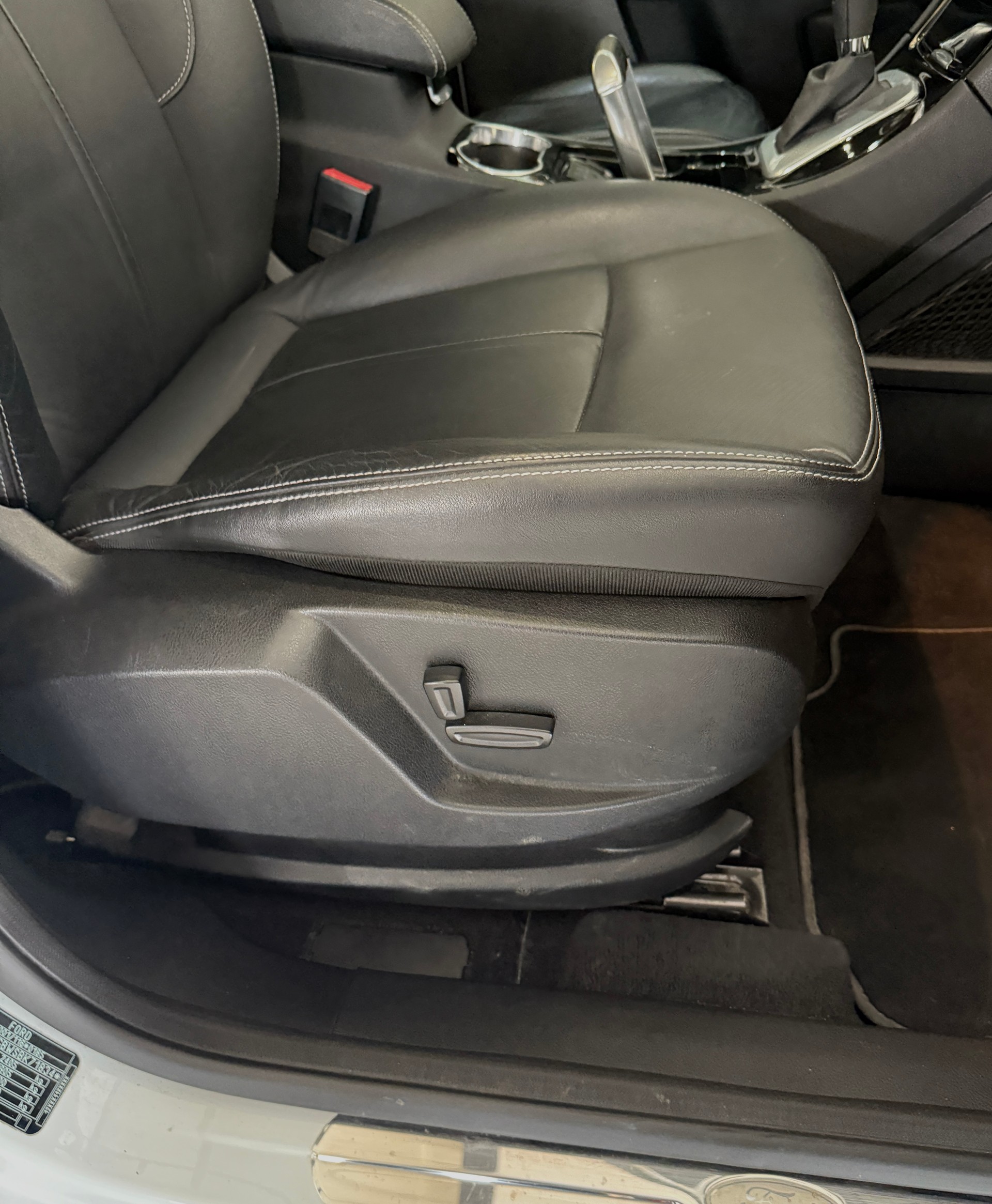 FORD S-Max 2.0 SCTi Titanium PowerShift-image-11