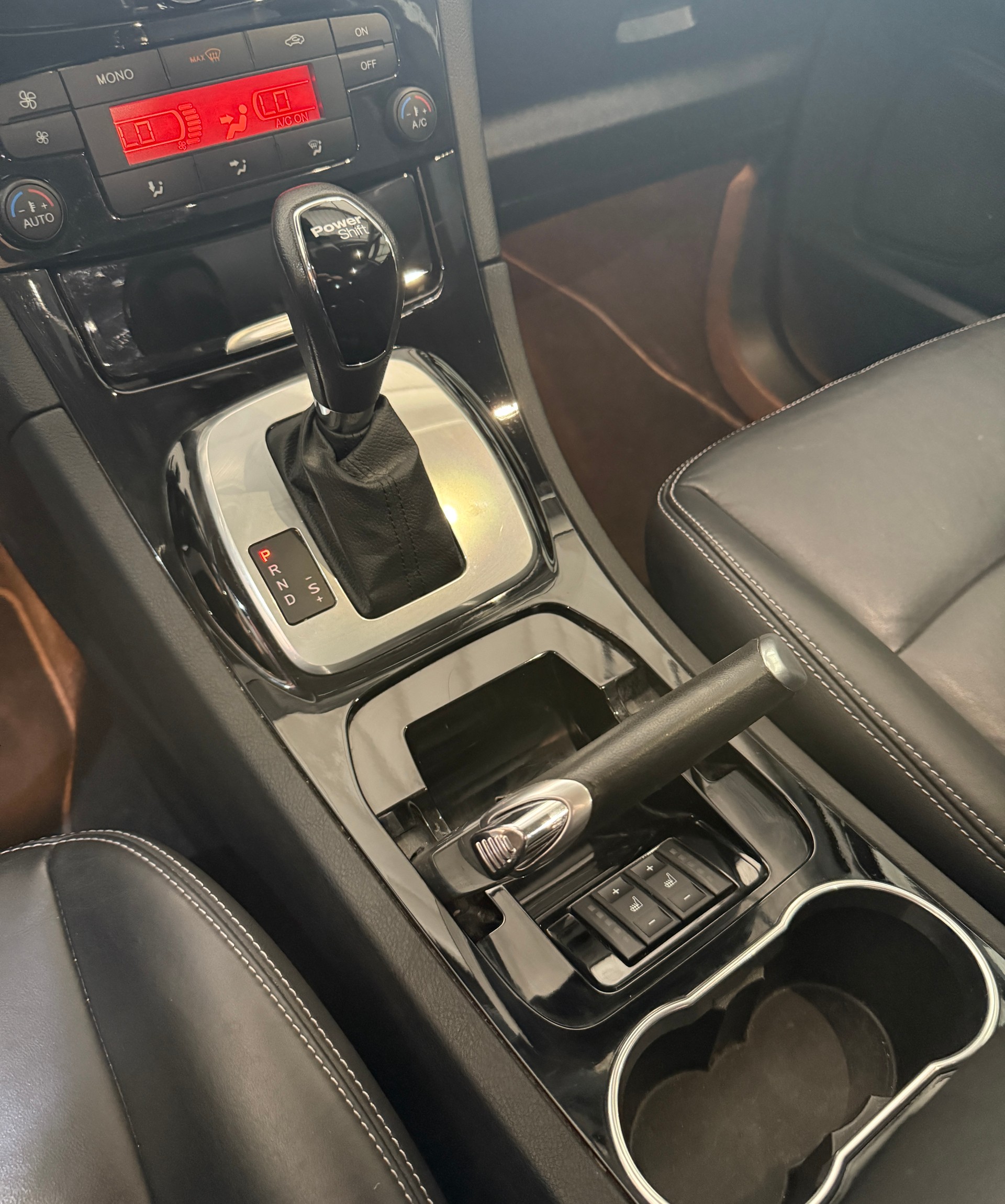 FORD S-Max 2.0 SCTi Titanium PowerShift-image-5