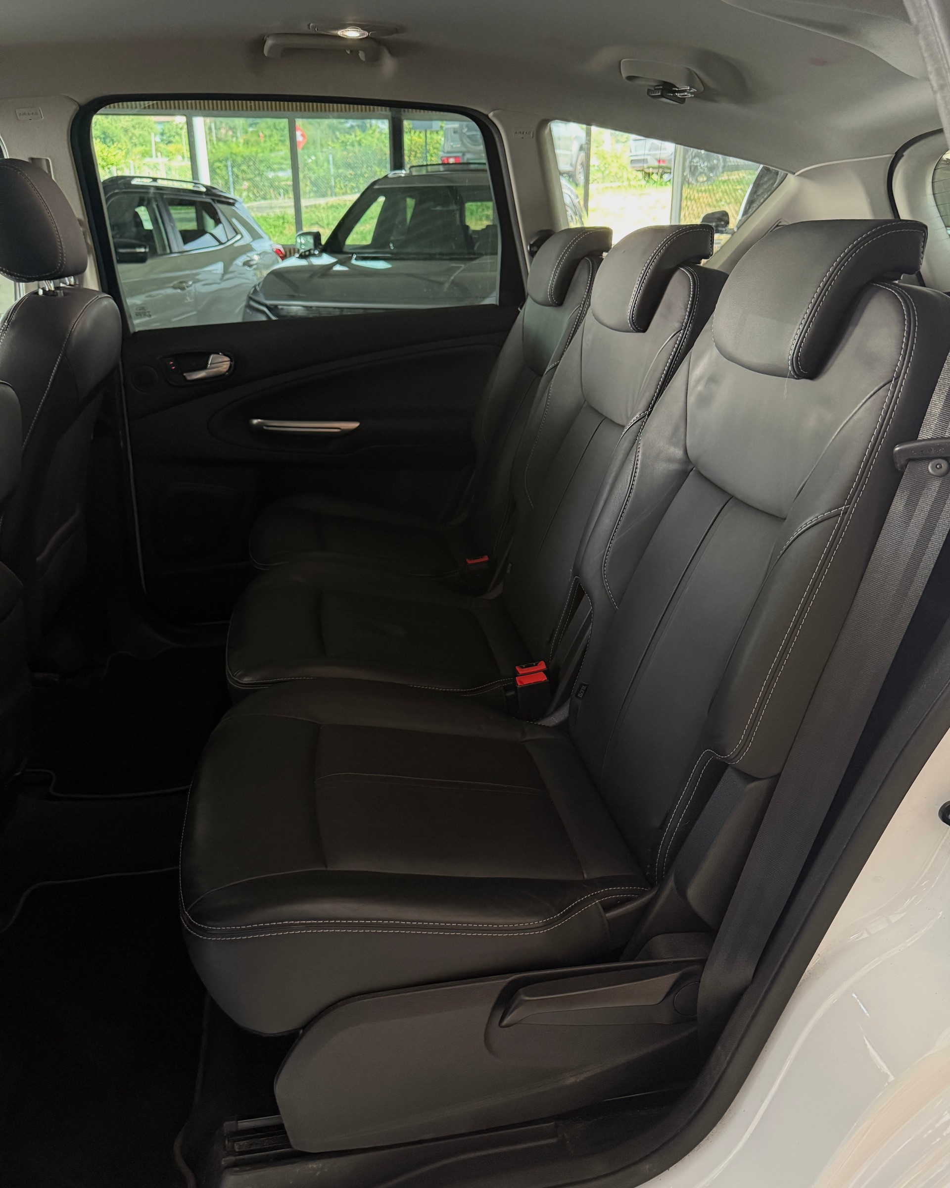FORD S-Max 2.0 SCTi Titanium PowerShift-image-13