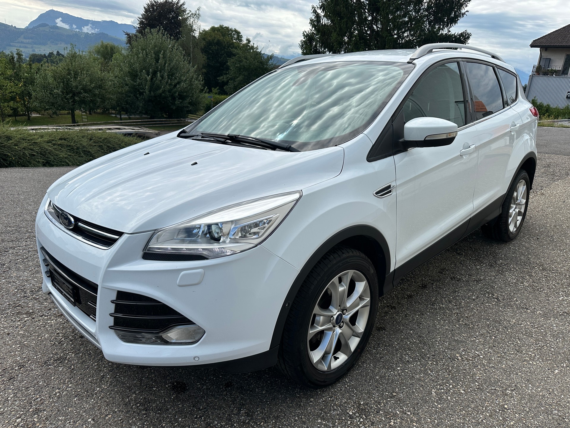FORD Kuga 2.0 TDCi Titanium 4WD PowerShift-image-1