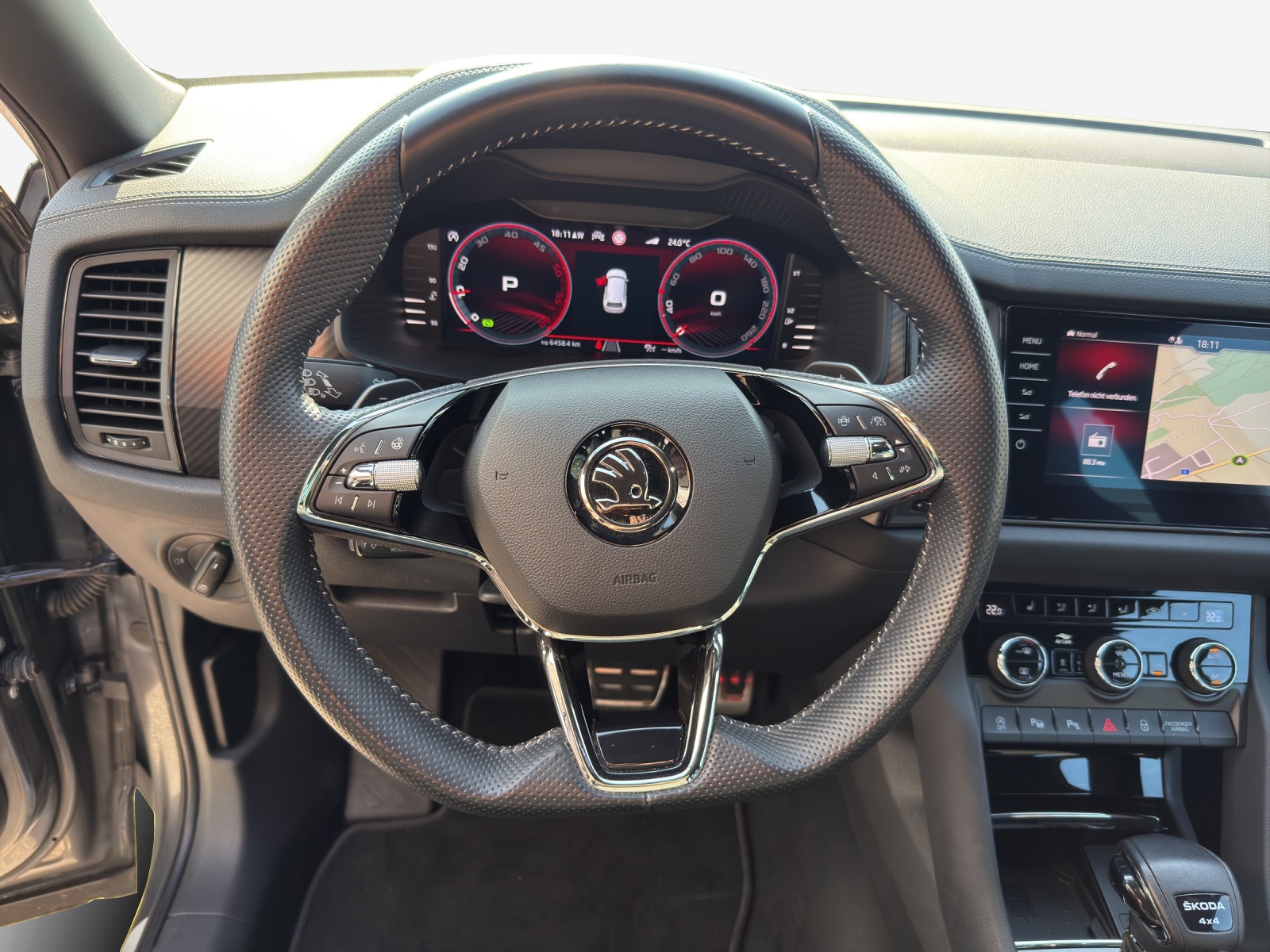 SKODA Kodiaq 2.0 TDI CR SportLine 4x4 DSG-image-9