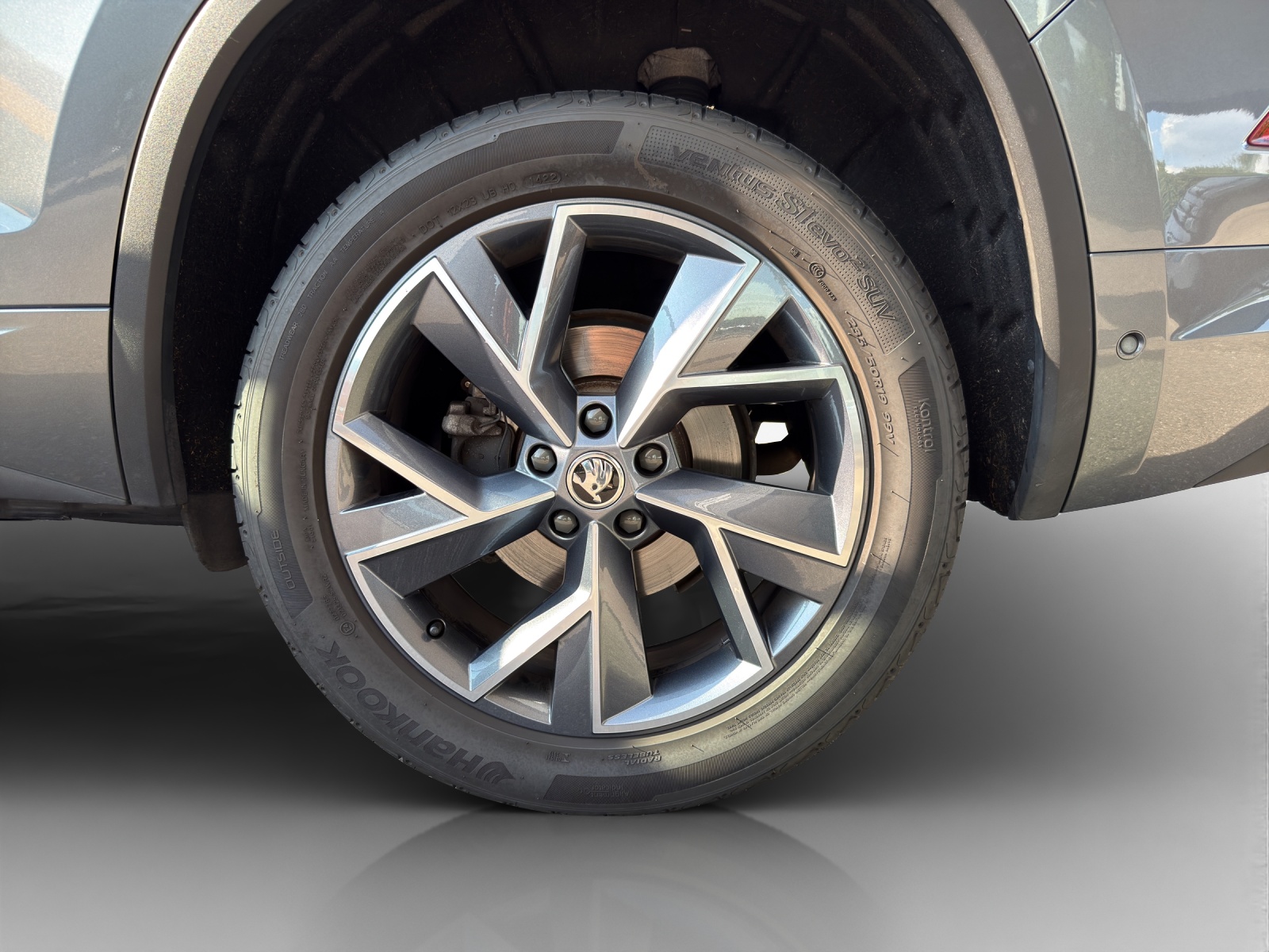 SKODA Kodiaq 2.0 TDI CR SportLine 4x4 DSG-image-13