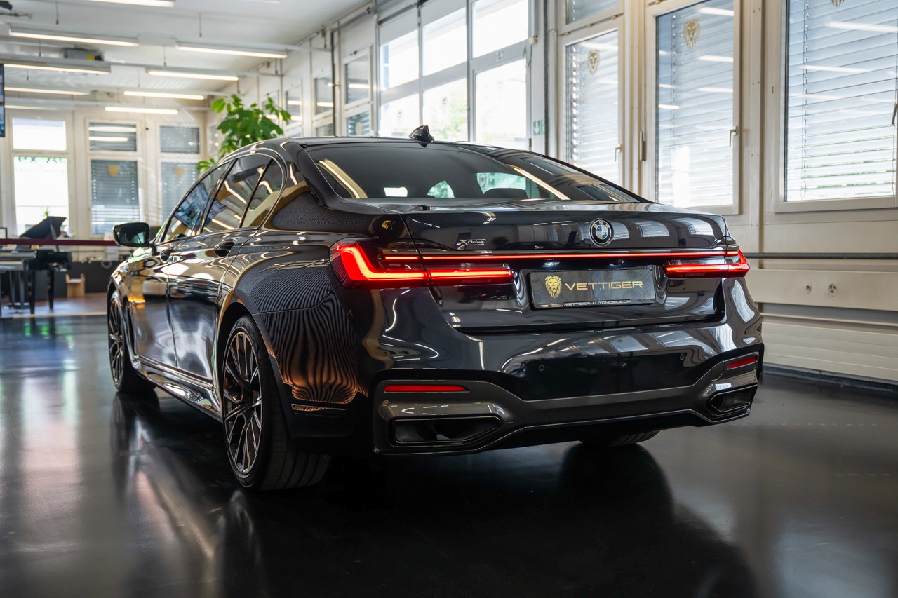 BMW 740d xDrive Steptronic M Sportpaket-image-3